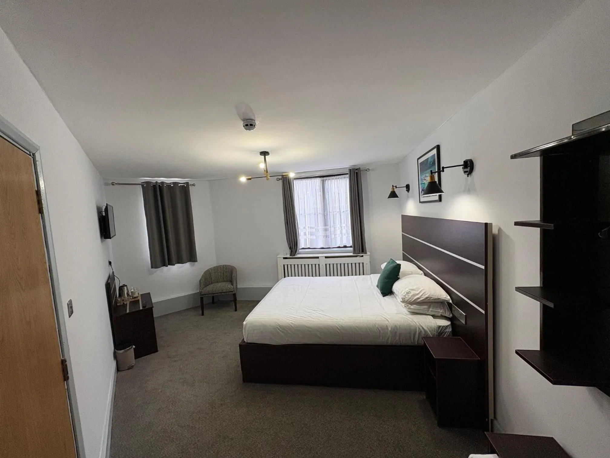 Bed in Best Western Ebbw Vale