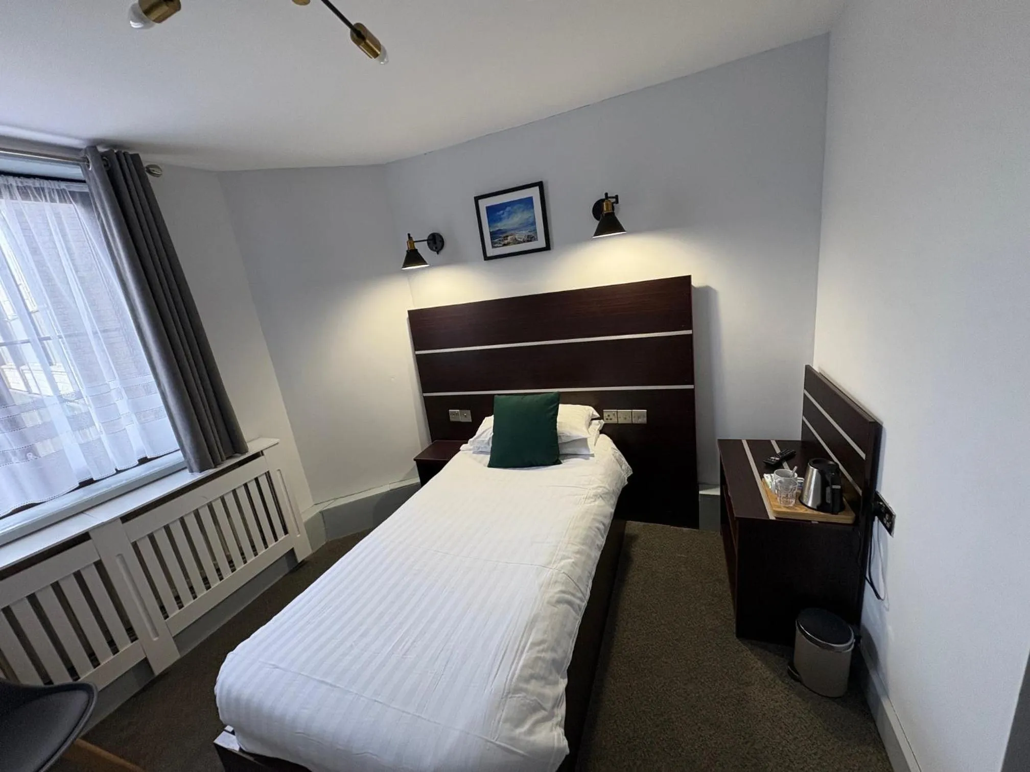 Bedroom, Bed in Best Western Ebbw Vale