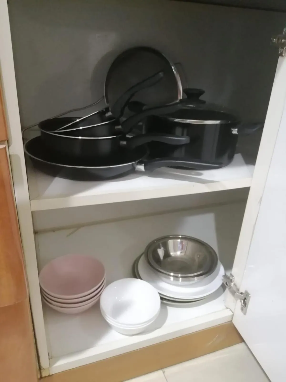 Kitchen or kitchenette in AlBarsha 1 Hostel by PHM