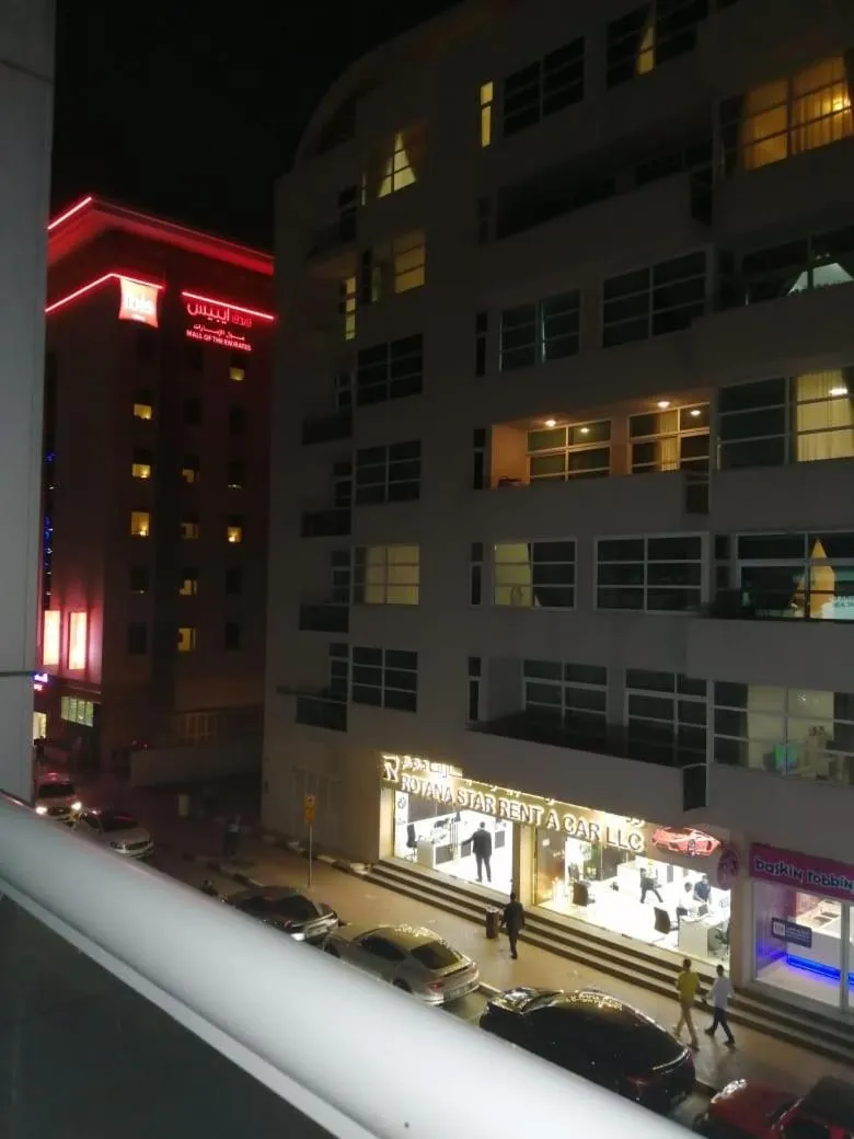 AlBarsha 1 Hostel by PHM