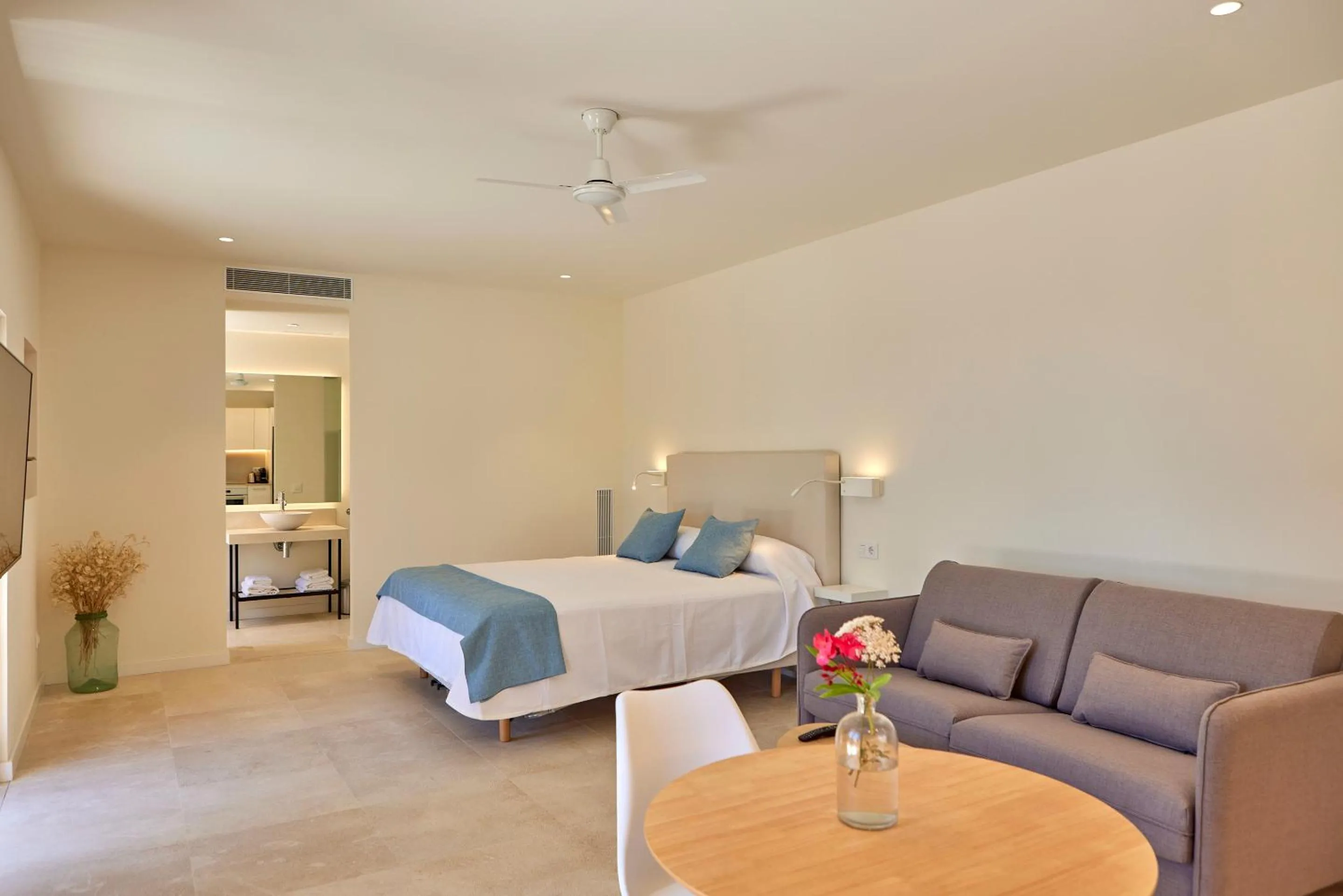 Junior Suite with Terrace in Finca Son Cladera
