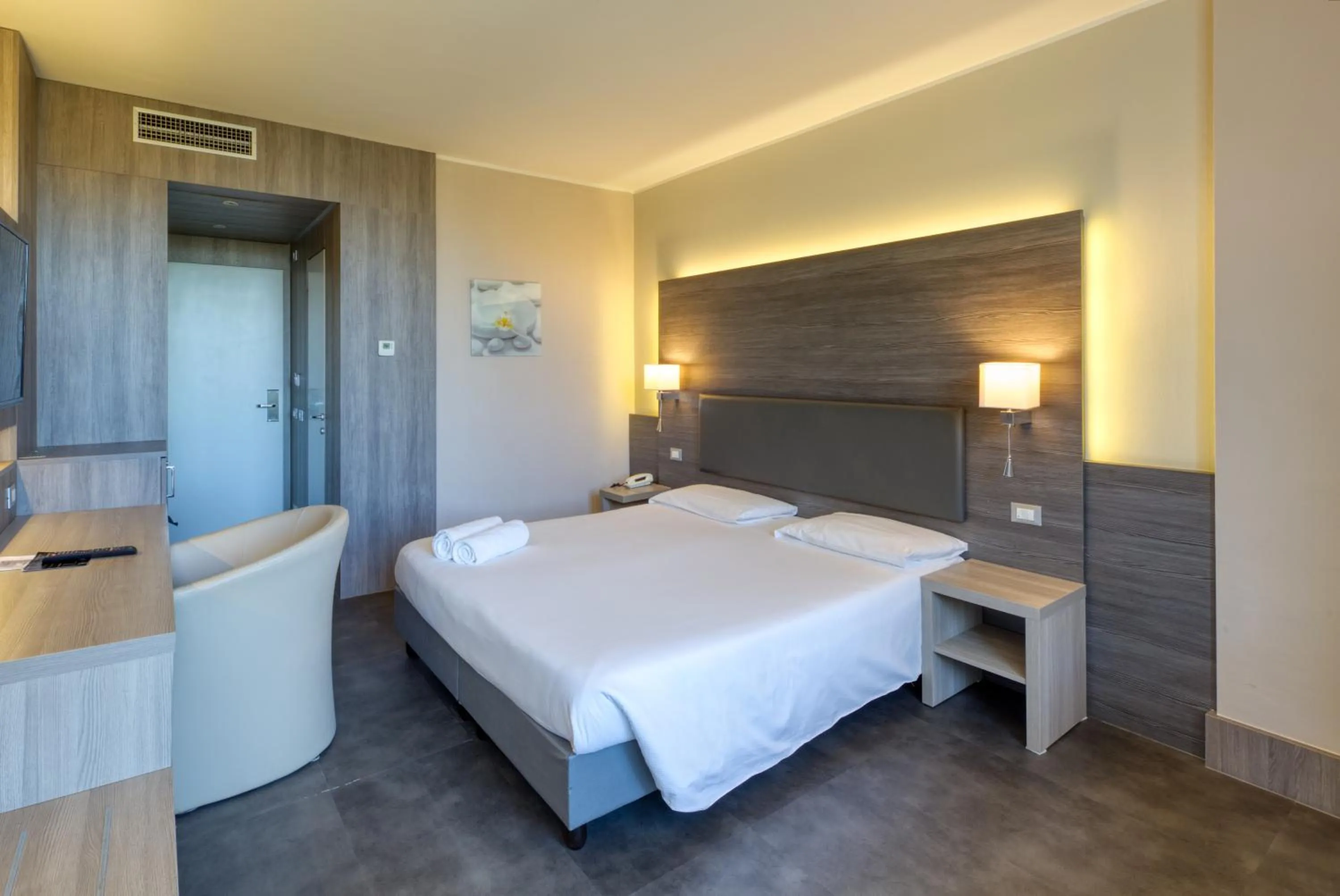 Bedroom, Bed in Poggio Hotel