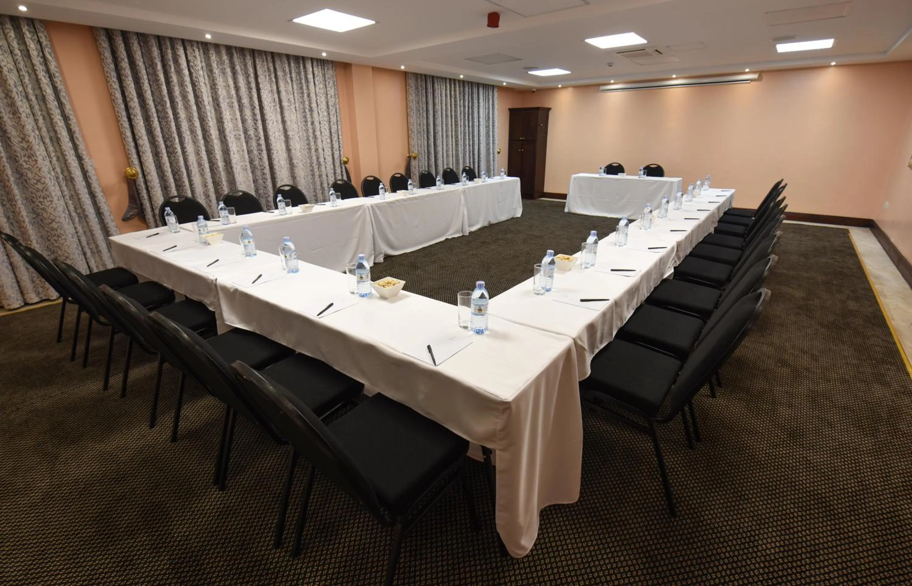 Meeting/conference room in Casa Solada Hotel