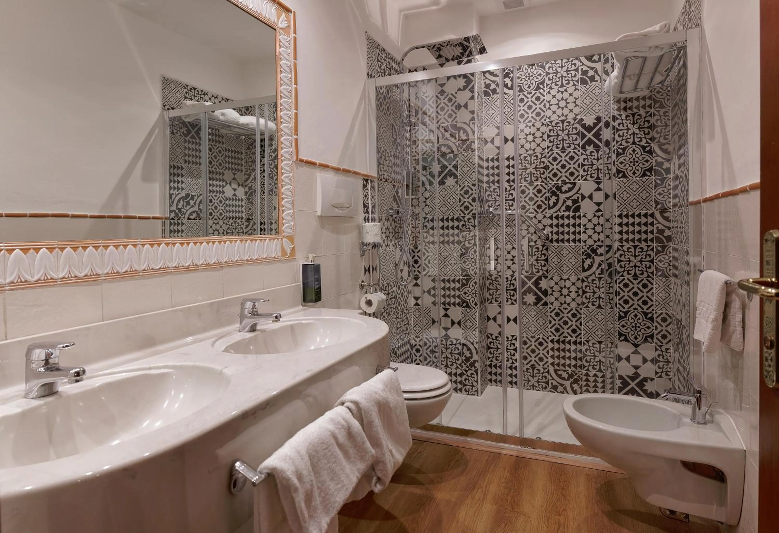 Bathroom in Hotel De La Pace, Sure Hotel Collection by Best Western