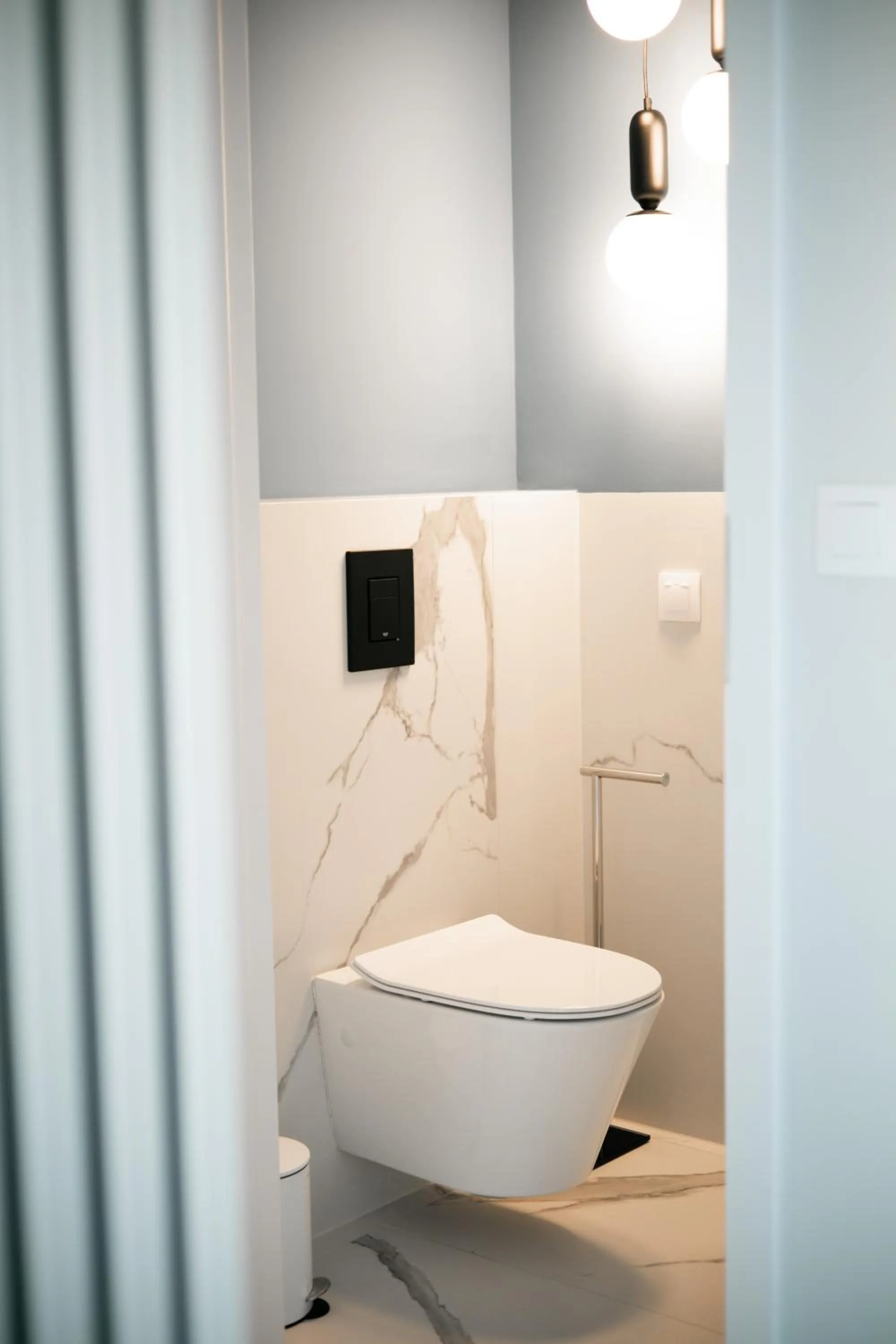 Toilet in BURSZTYN - BERNSTEIN APARTMENTS