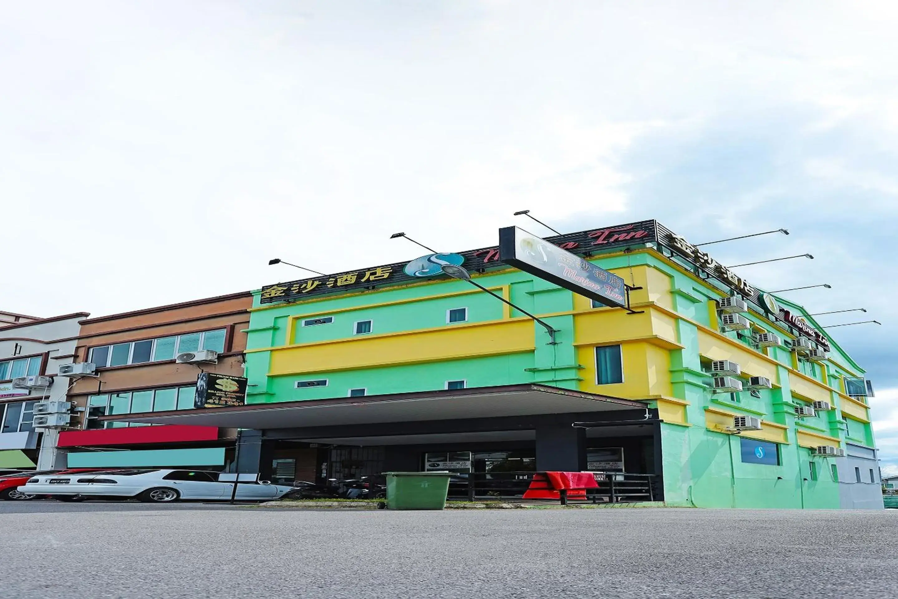 Facade/entrance in Hotel O Marina World Facade/entrance in Hotel O Marina World