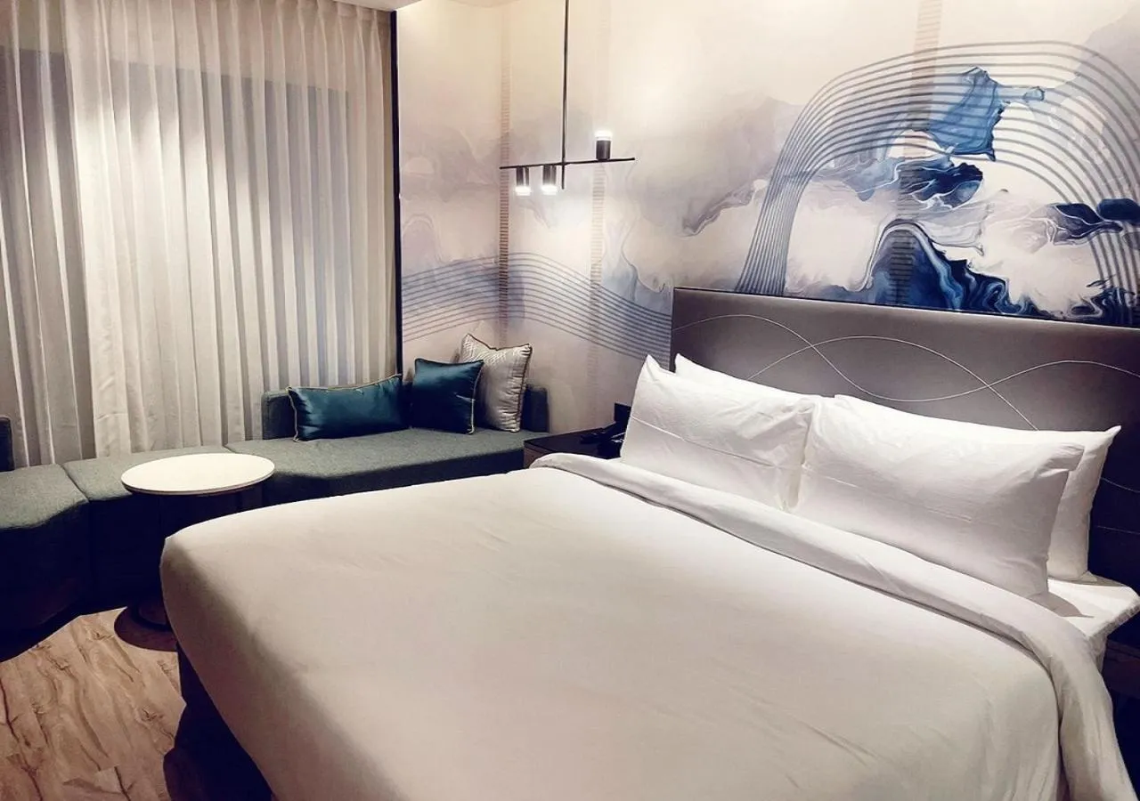 Bedroom, Bed in Park Inn by Radisson Surat