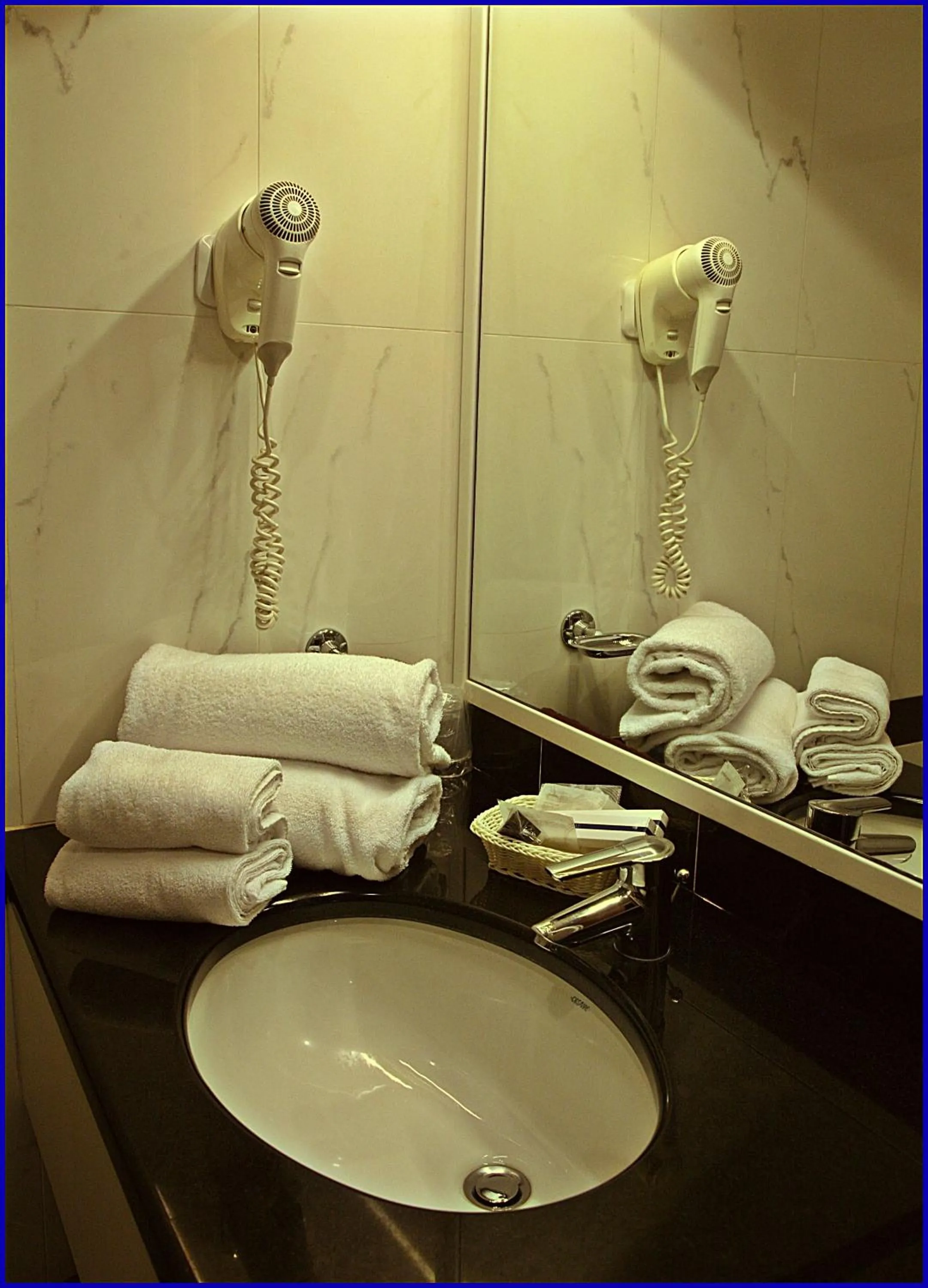 Bathroom in Hotel Meeting