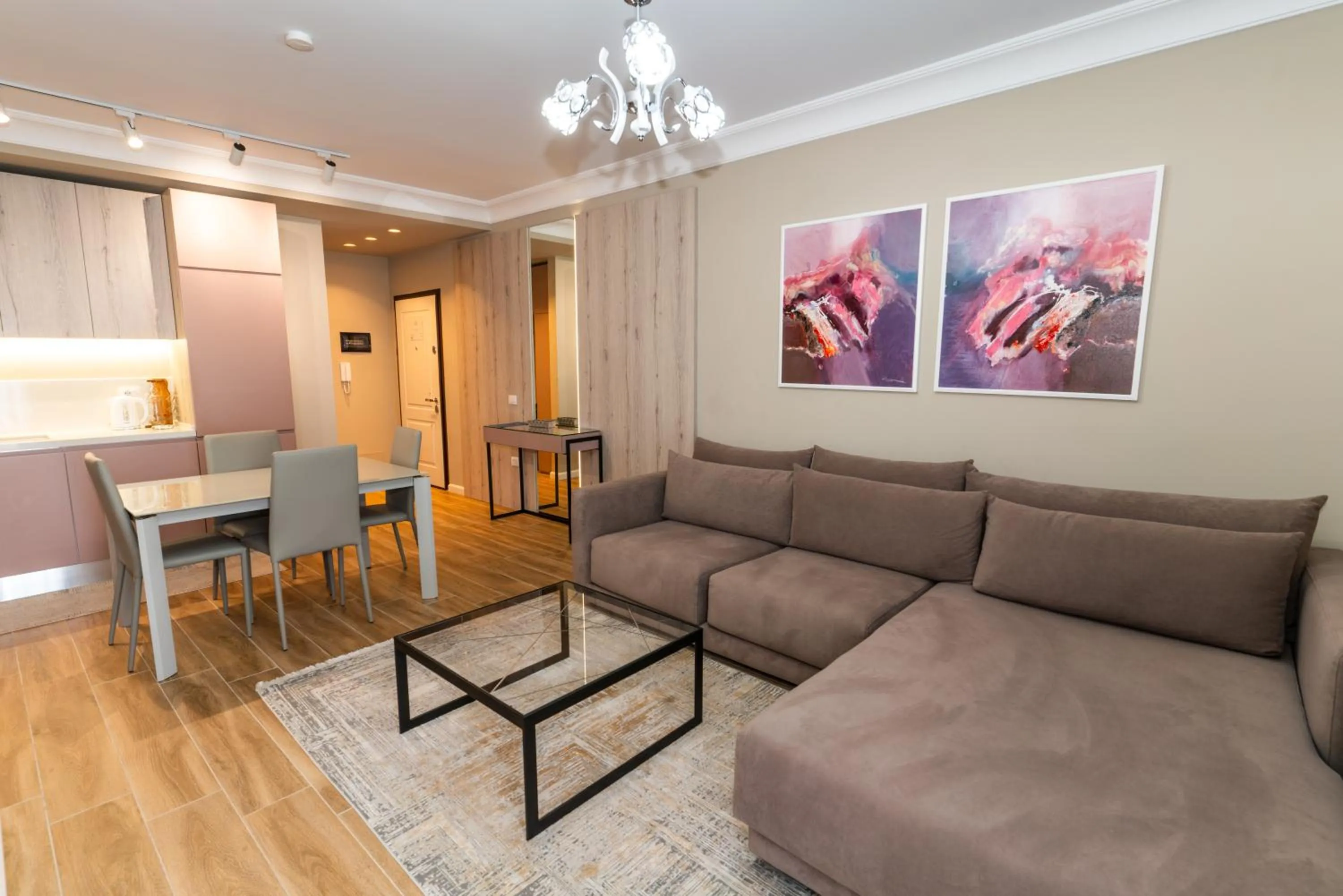 Kitchen or kitchenette in Blissful Apartments