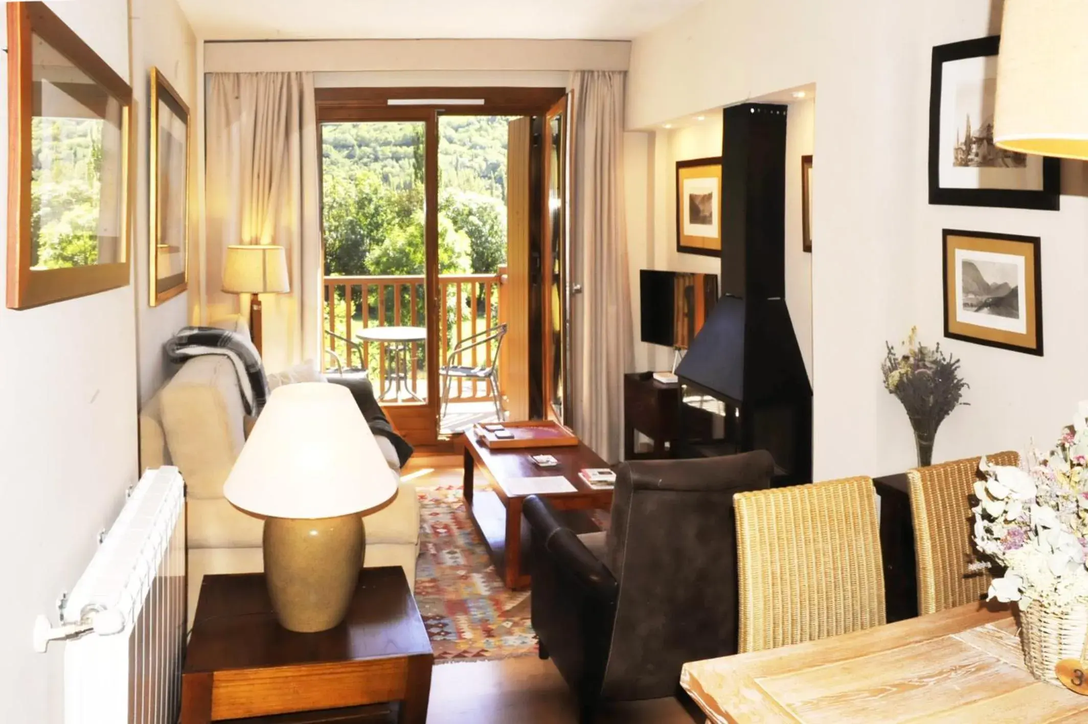 Chardín de Llis-Apartamentos Chardins Chardín de Llis-Apartamentos Chardins