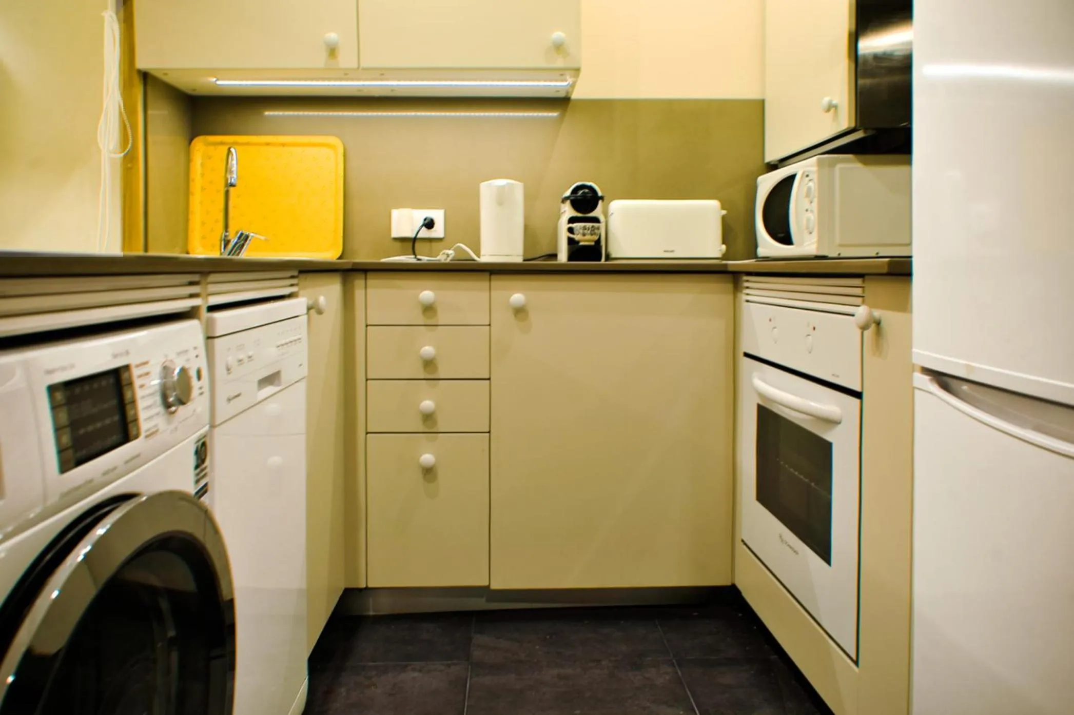 Chardín de Llis-Apartamentos Chardins