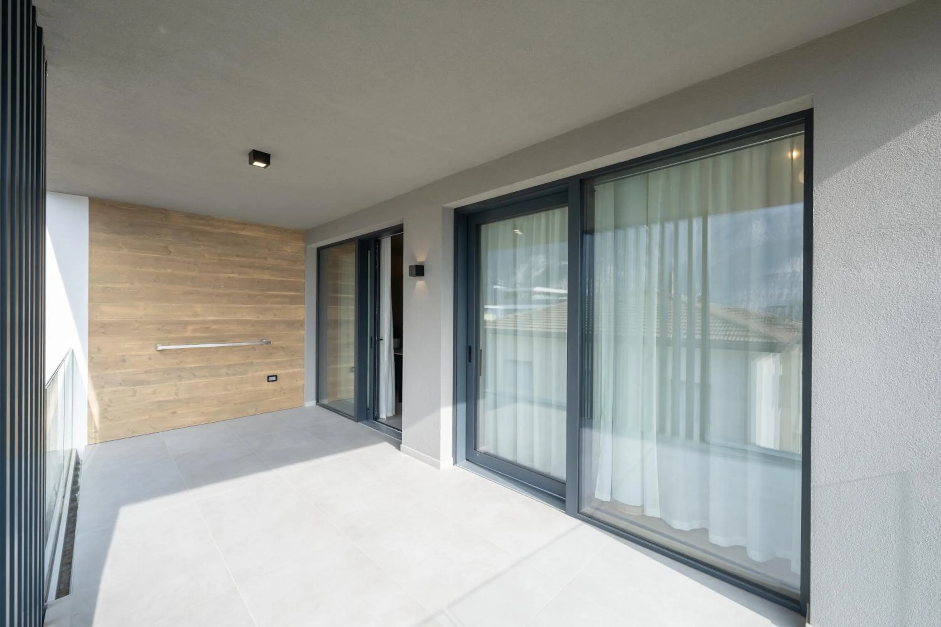 Balcony/Terrace, Bed in Etra Suites & Apartments