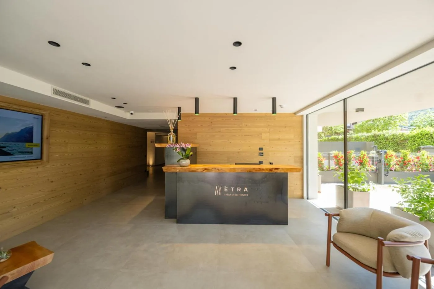 Lobby or reception in Etra Suites & Apartments