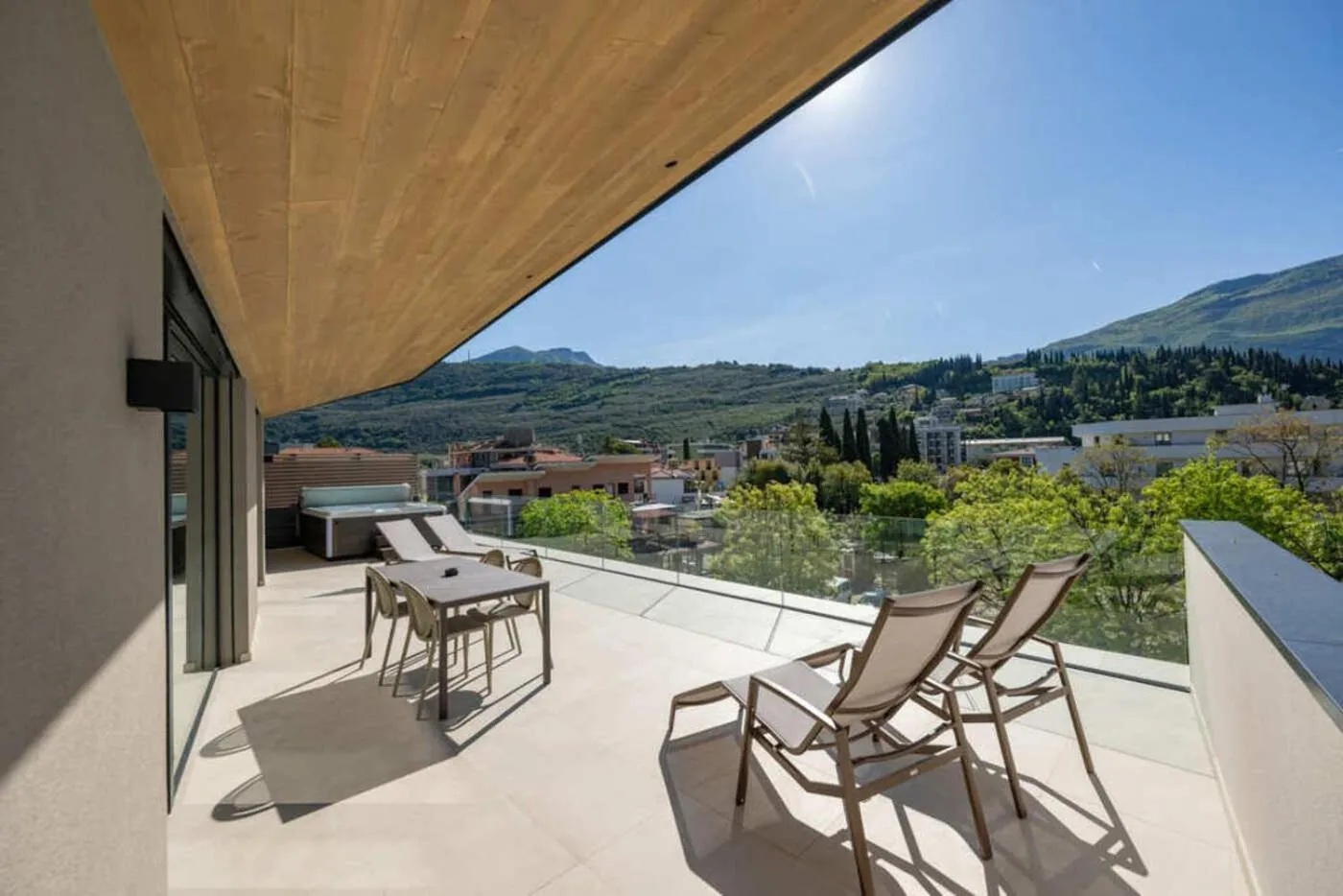 Balcony/Terrace in Etra Suites & Apartments