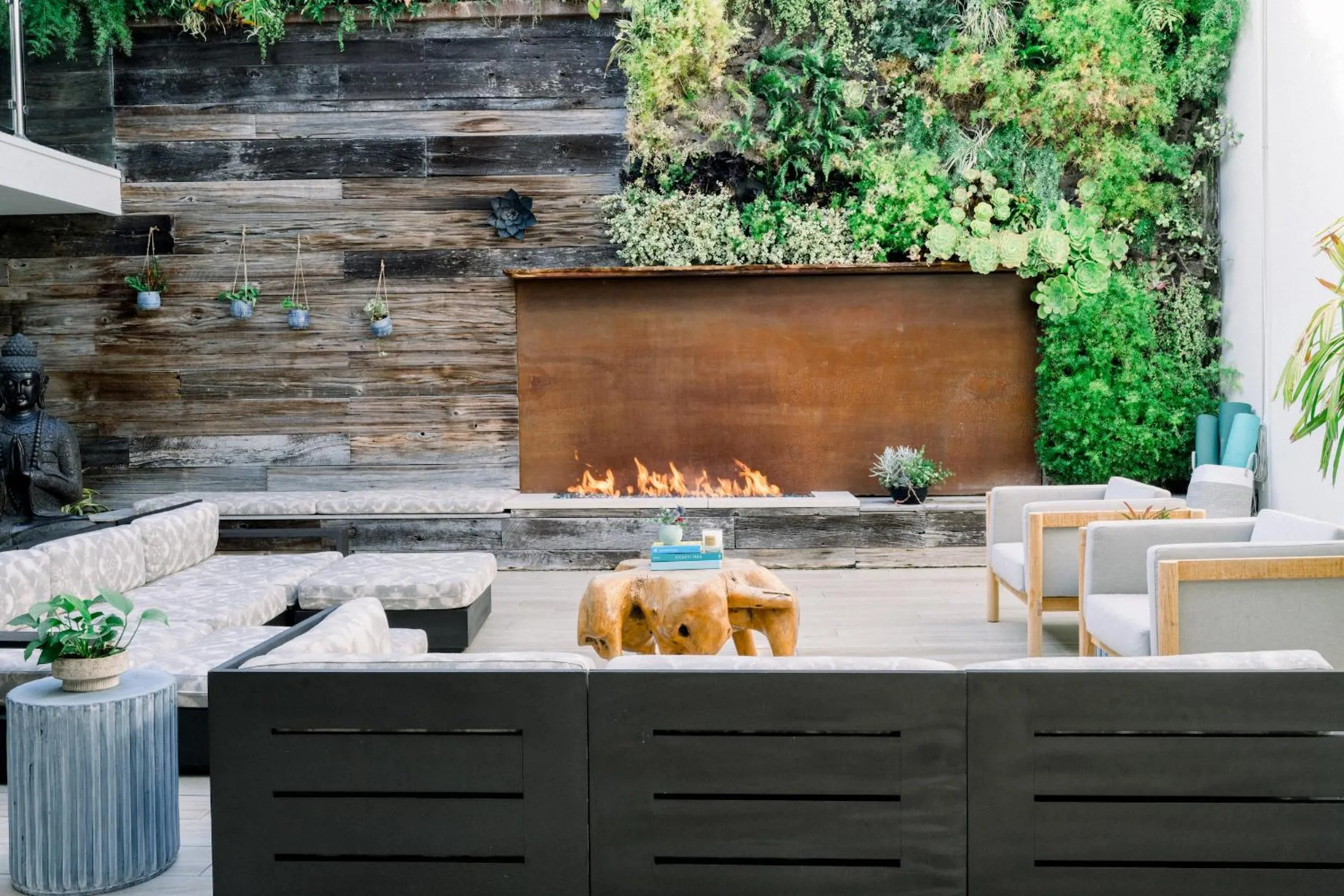 flat iron in SCP Seven4One Hotel