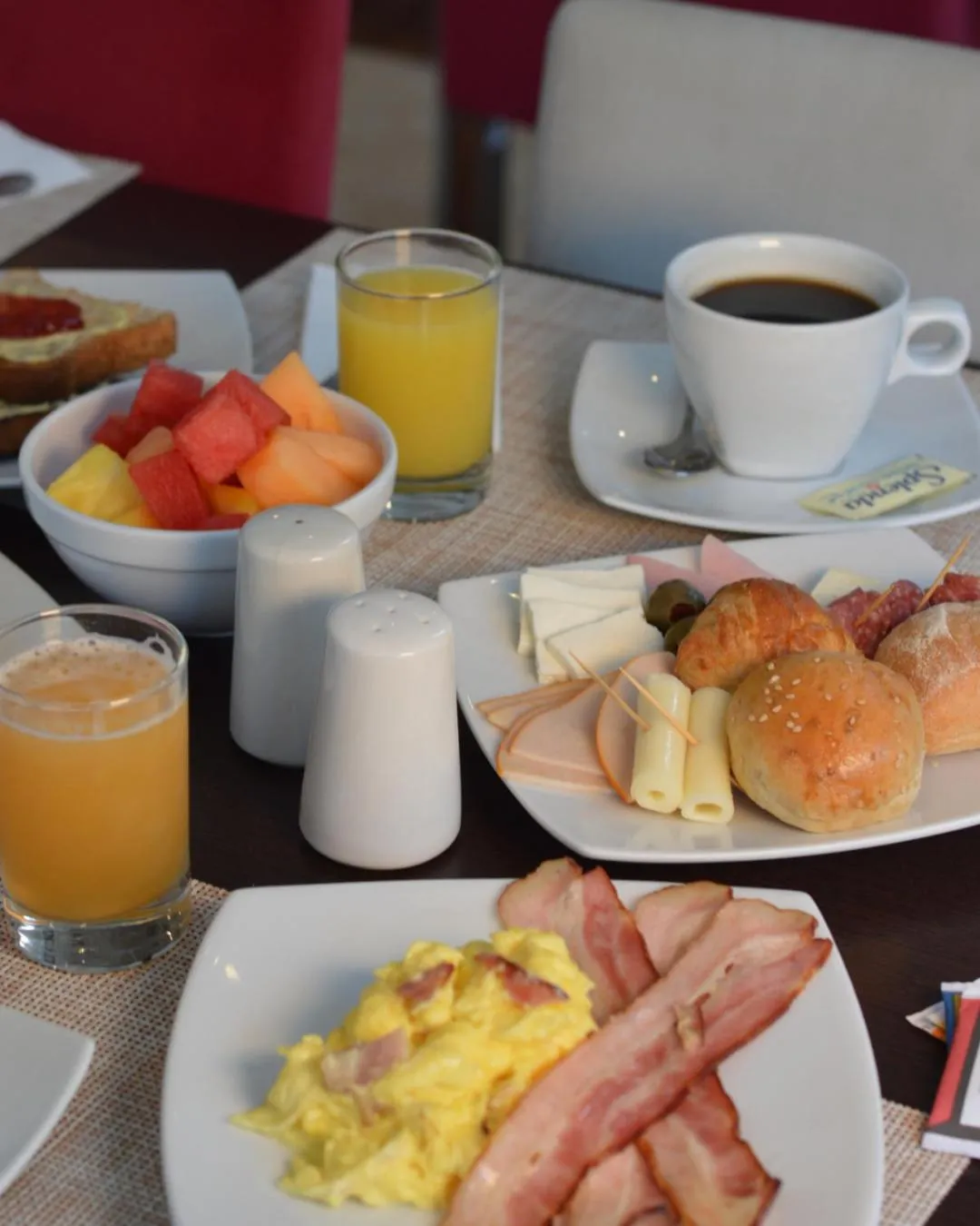 Sol de Oro Hotel & Suites