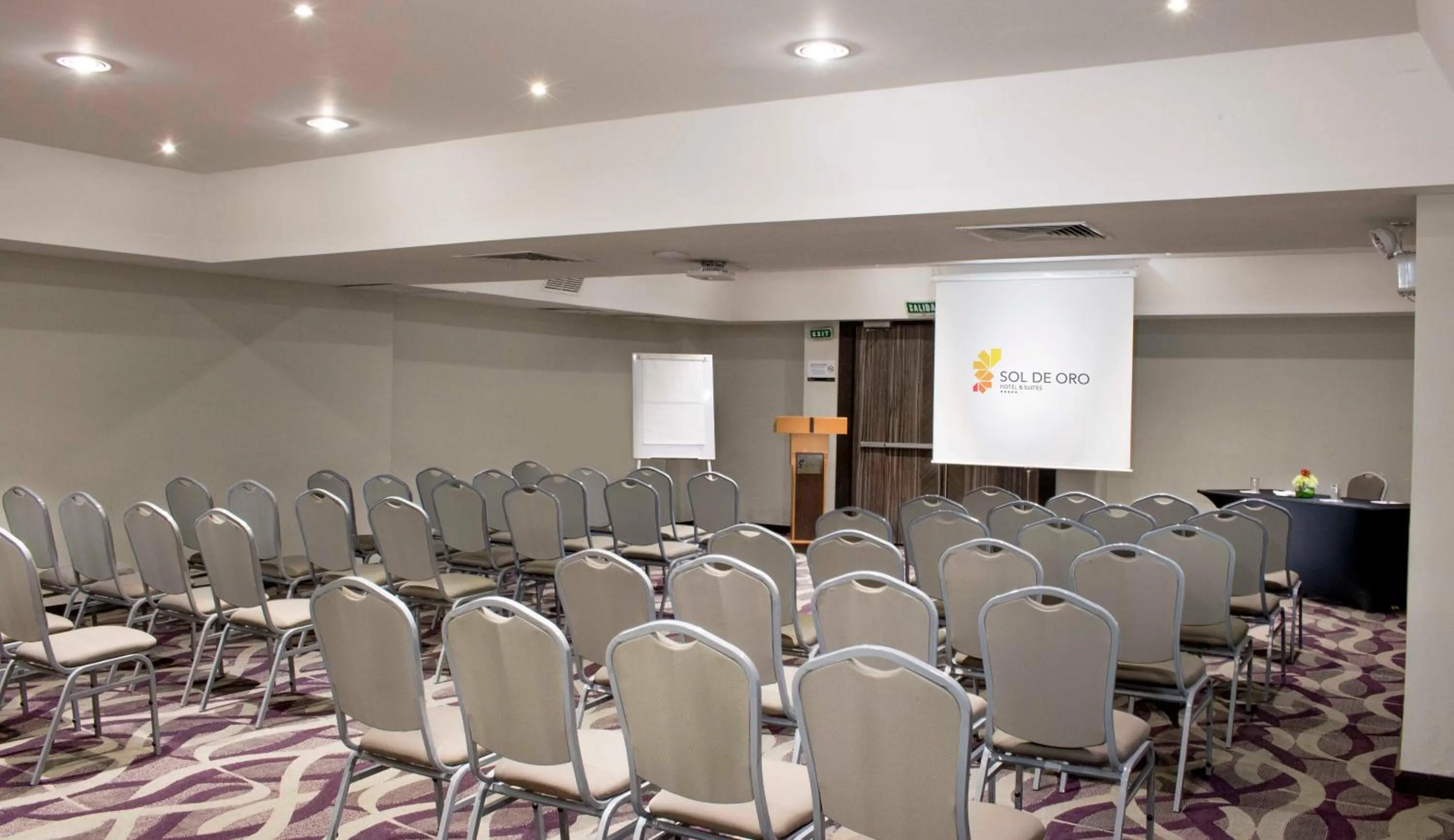 Banquet/Function facilities in Sol de Oro Hotel & Suites
