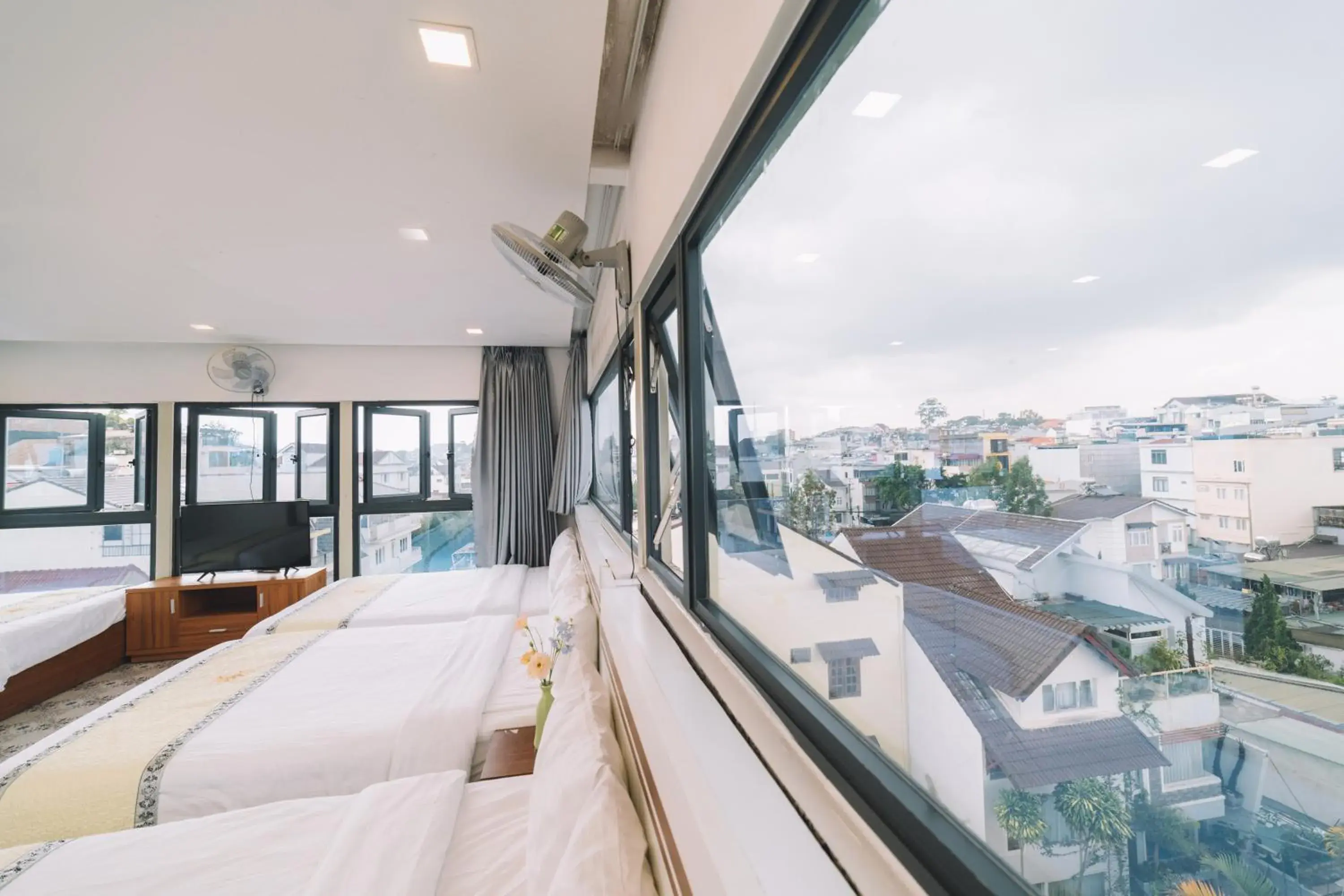 Bed in Hạ Na Hotel Đà Lạt Bed in Hạ Na Hotel Đà Lạt