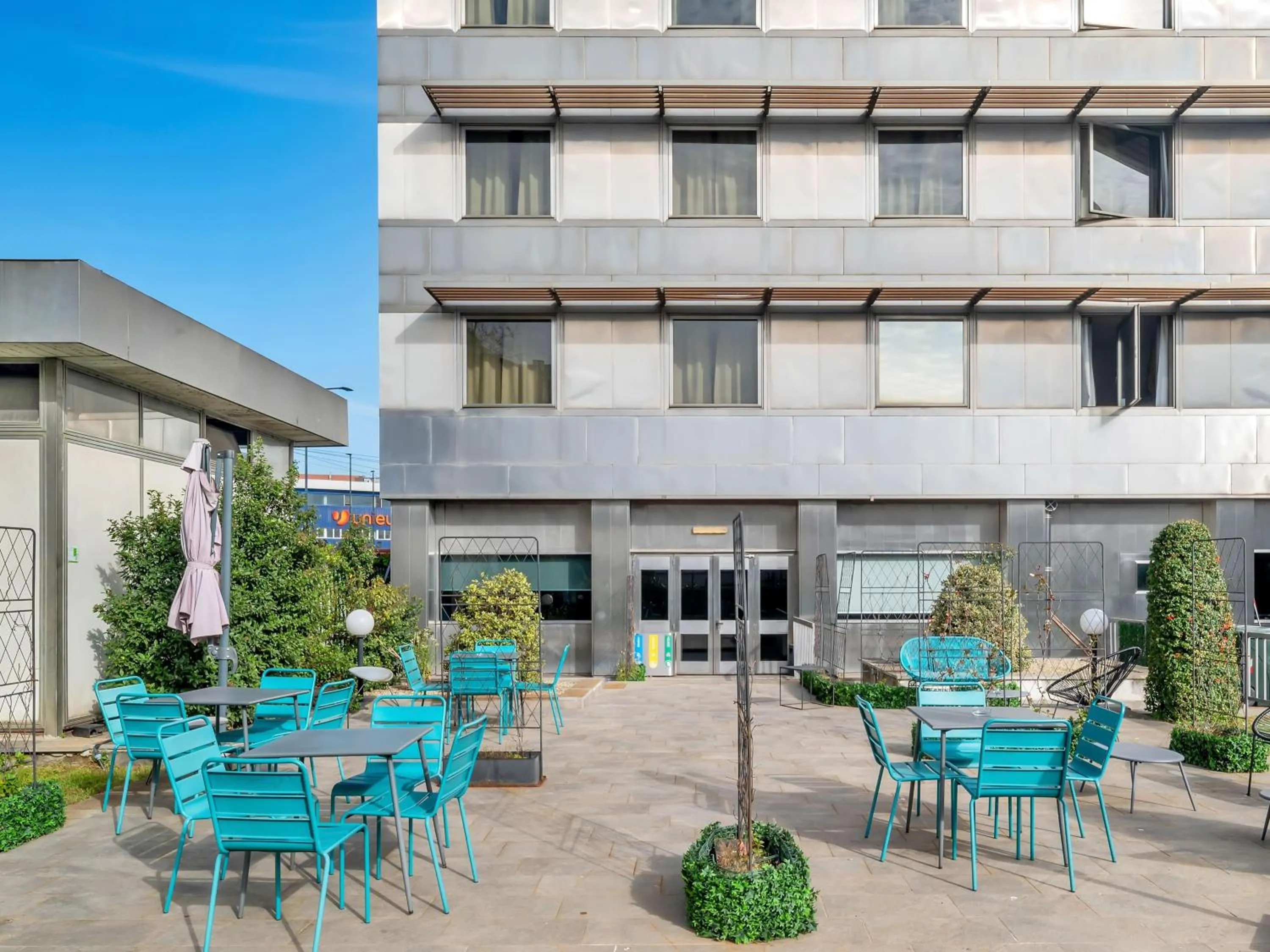 Property building in B&B Hotel Torino President