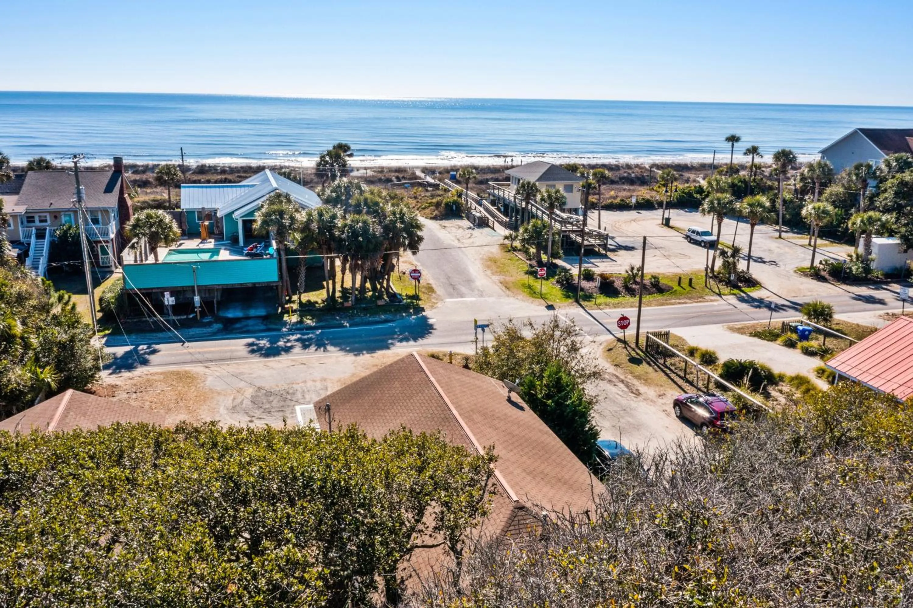 222 W Ashley - Sea Breeze - Minutes to the Ocean and Downtown Folly Beach