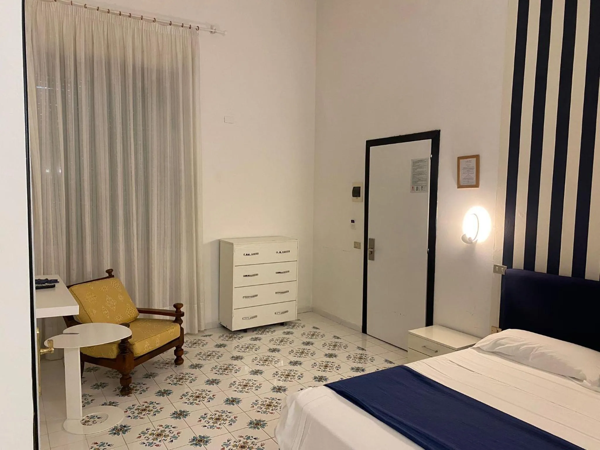 Photo of the whole room, Bed in Hotel Vietri Coast