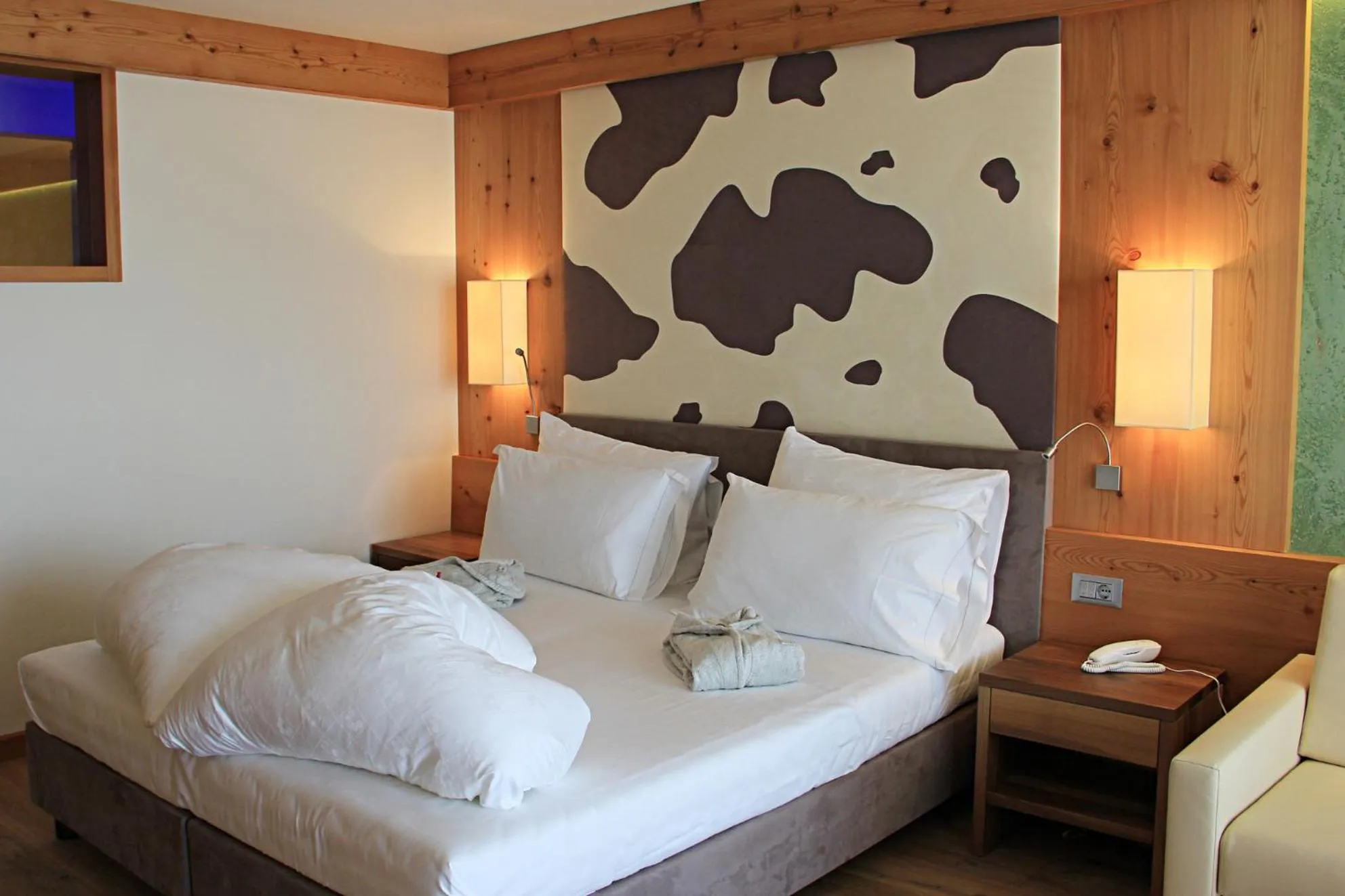 Bed in Hotel Emmy - five elements