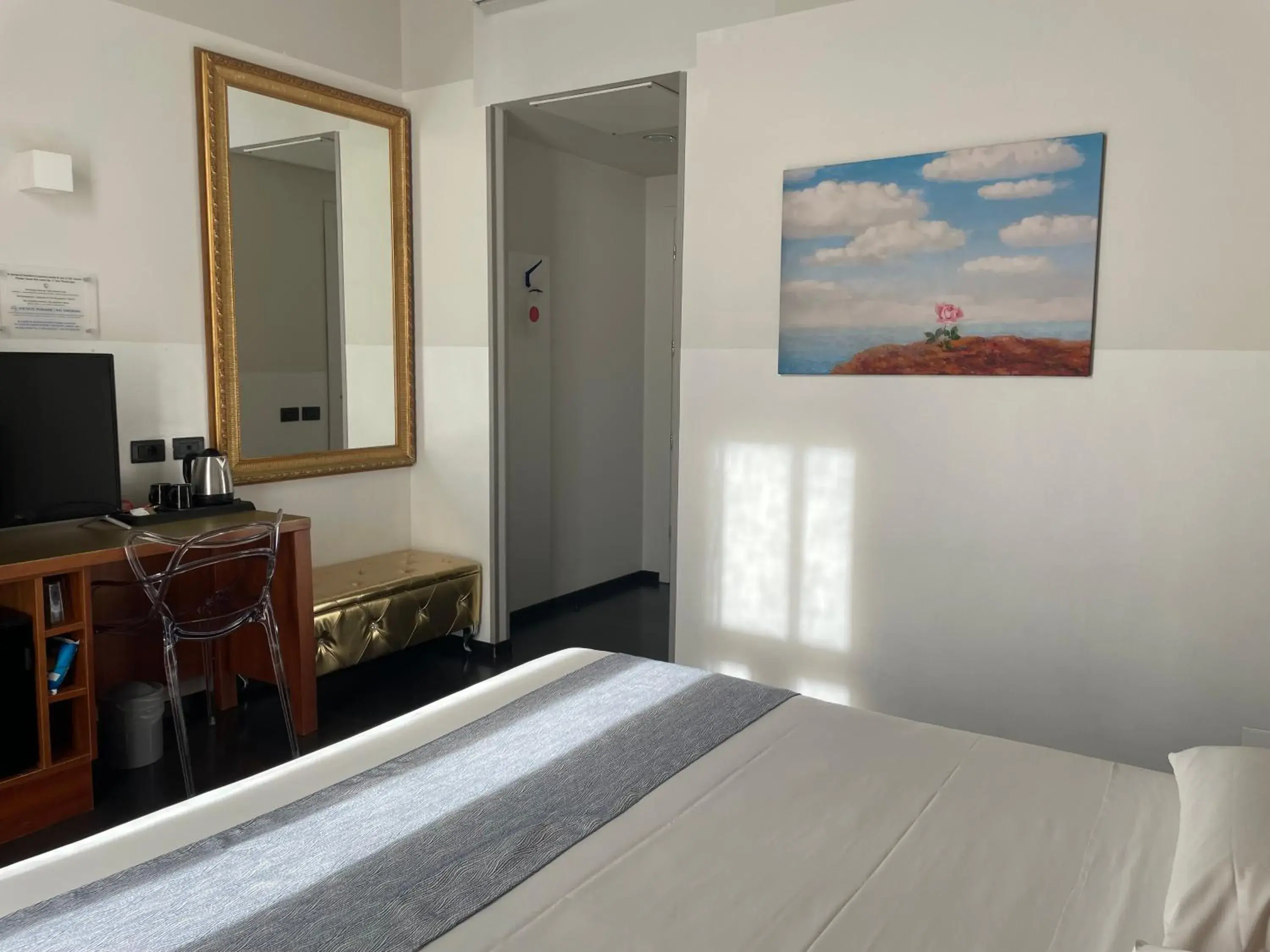 Bedroom, Bed in Hotel Europa Varese Bedroom, Bed in Hotel Europa Varese