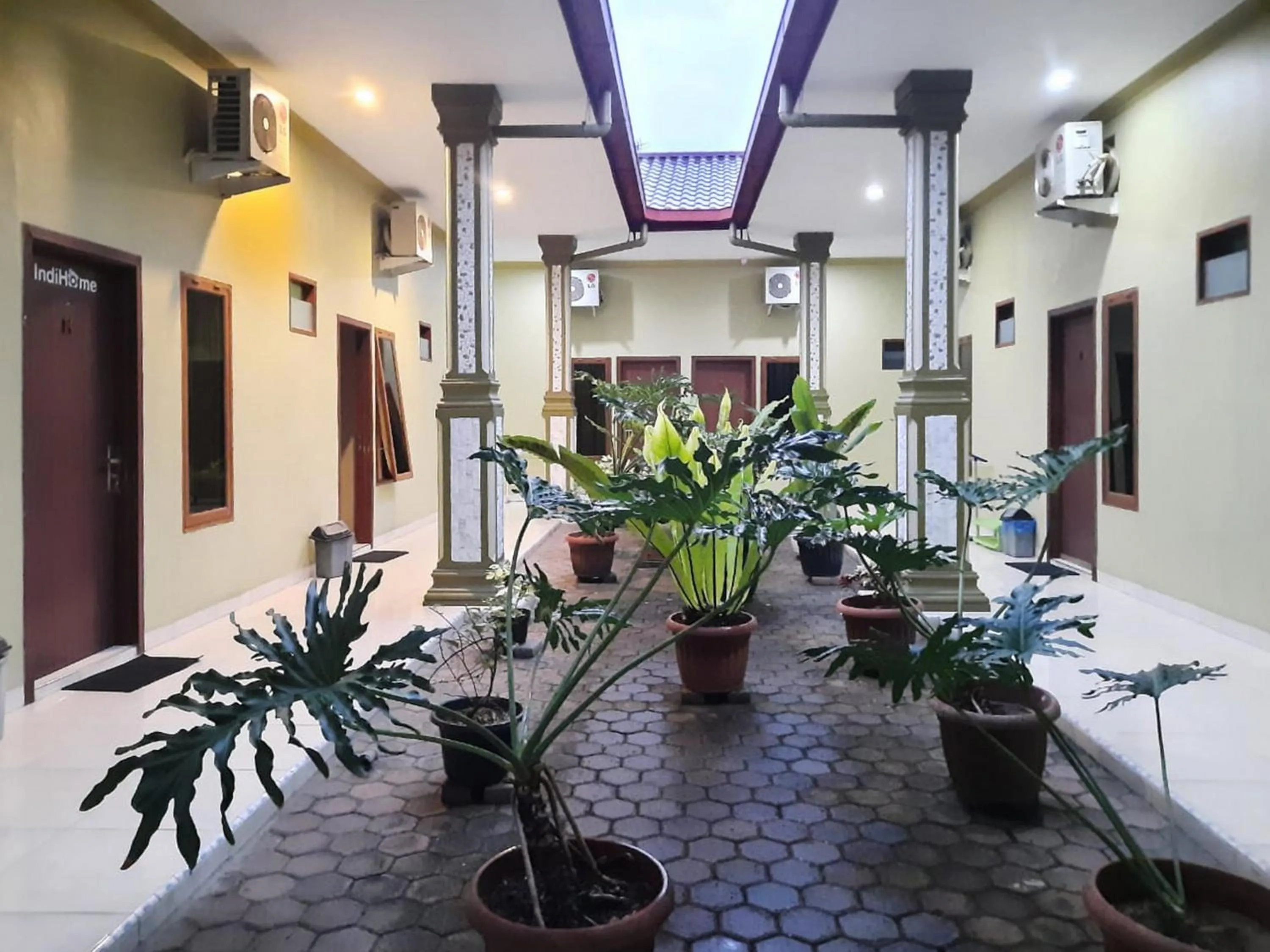 Property building in RedDoorz near RS Setiabudi Medan