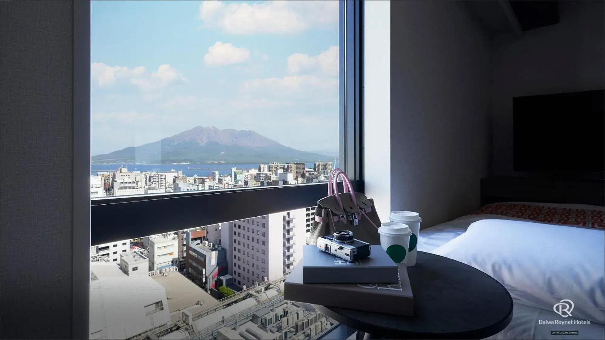 Mountain view, Bed in Daiwa Roynet Hotel Kagoshima Tenmonkan PREMIER - former Daiwa Roynet Hotel Kagoshima Tenmonkan Mountain view, Bed in Daiwa Roynet Hotel Kagoshima Tenmonkan PREMIER - former Daiwa Roynet Hotel Kagoshima Tenmonkan