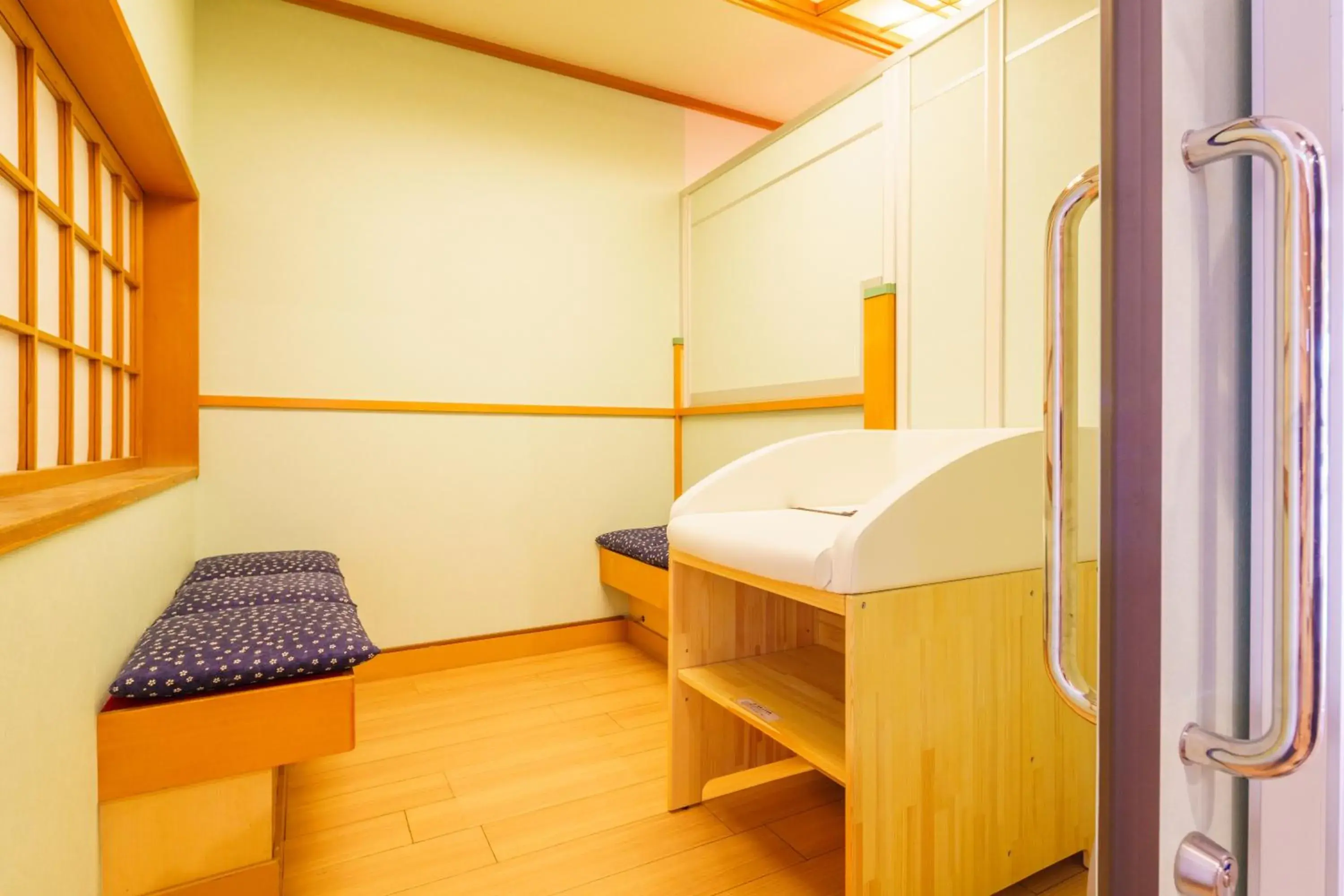 Bed in Mikazuki Sea-Park Hotel Awa Kamogawa Bed in Mikazuki Sea-Park Hotel Awa Kamogawa