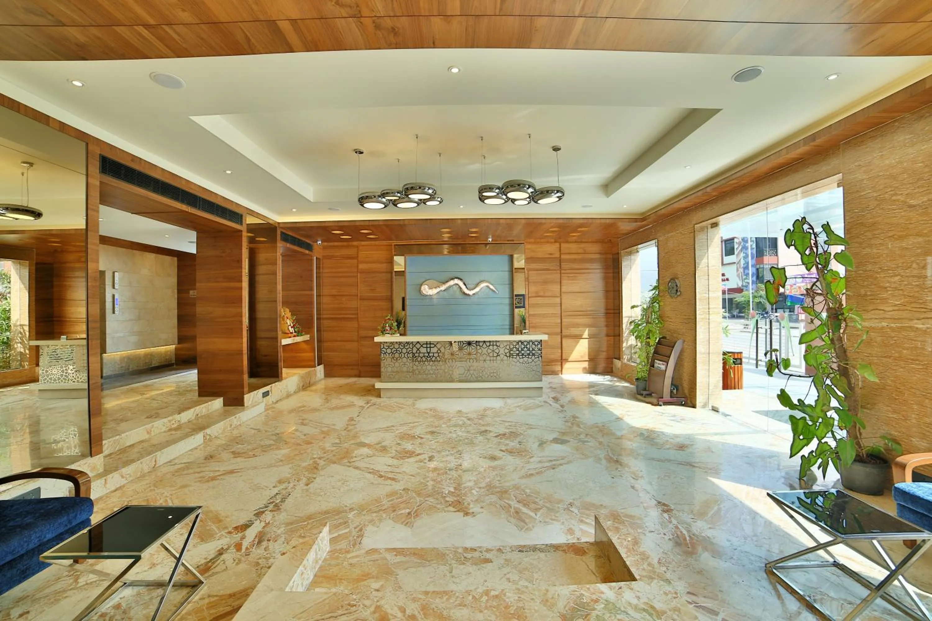 Lobby or reception in HOTEL G EXPRESS Formerly Known as TGB Express