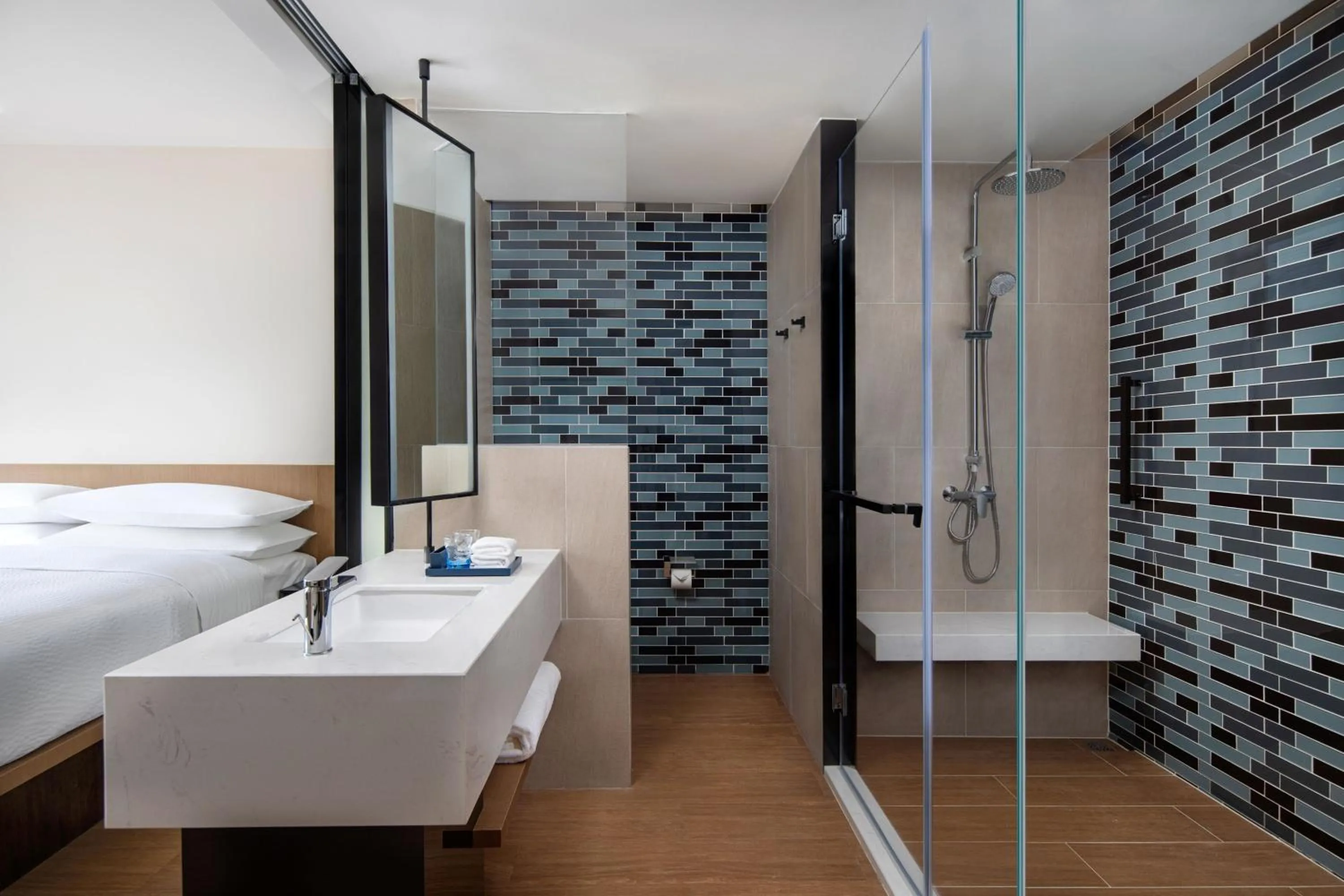 Photo of the whole room, Bed in Fairfield by Marriott Chongqing Yongchuan