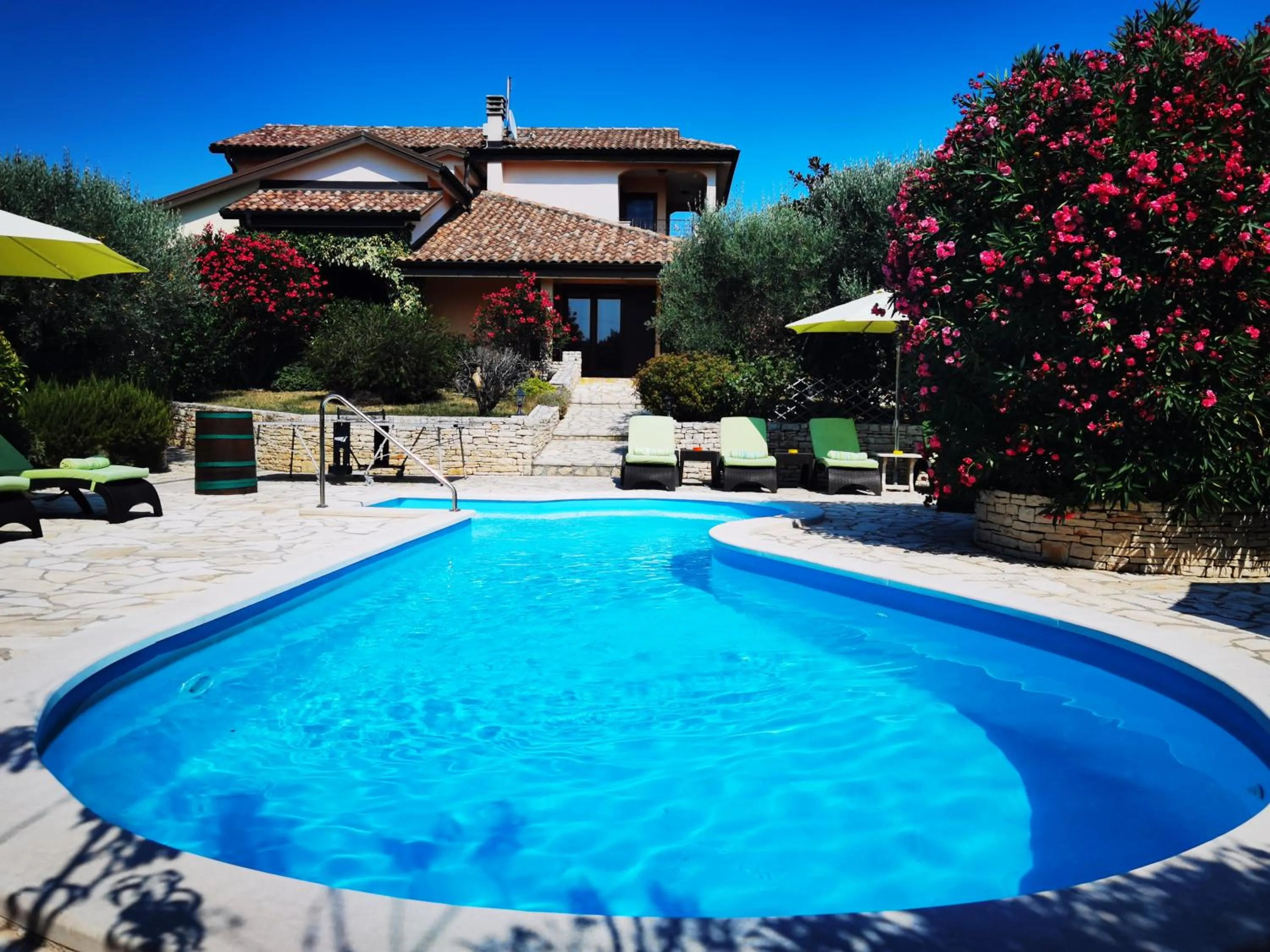 Villa ALEXANDER