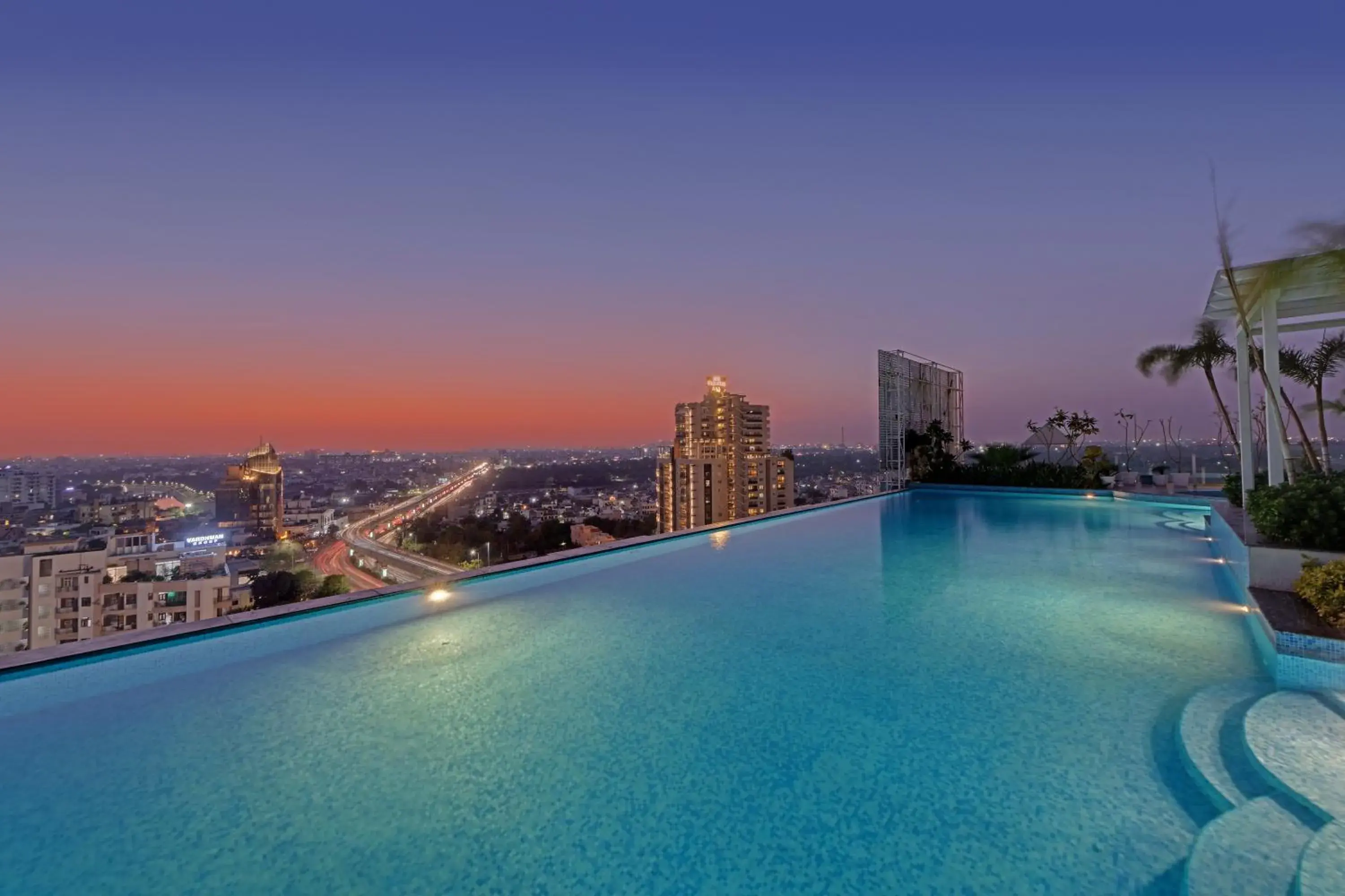 Swimming pool in The Fern Habitat, Jaipur Swimming pool in The Fern Habitat, Jaipur