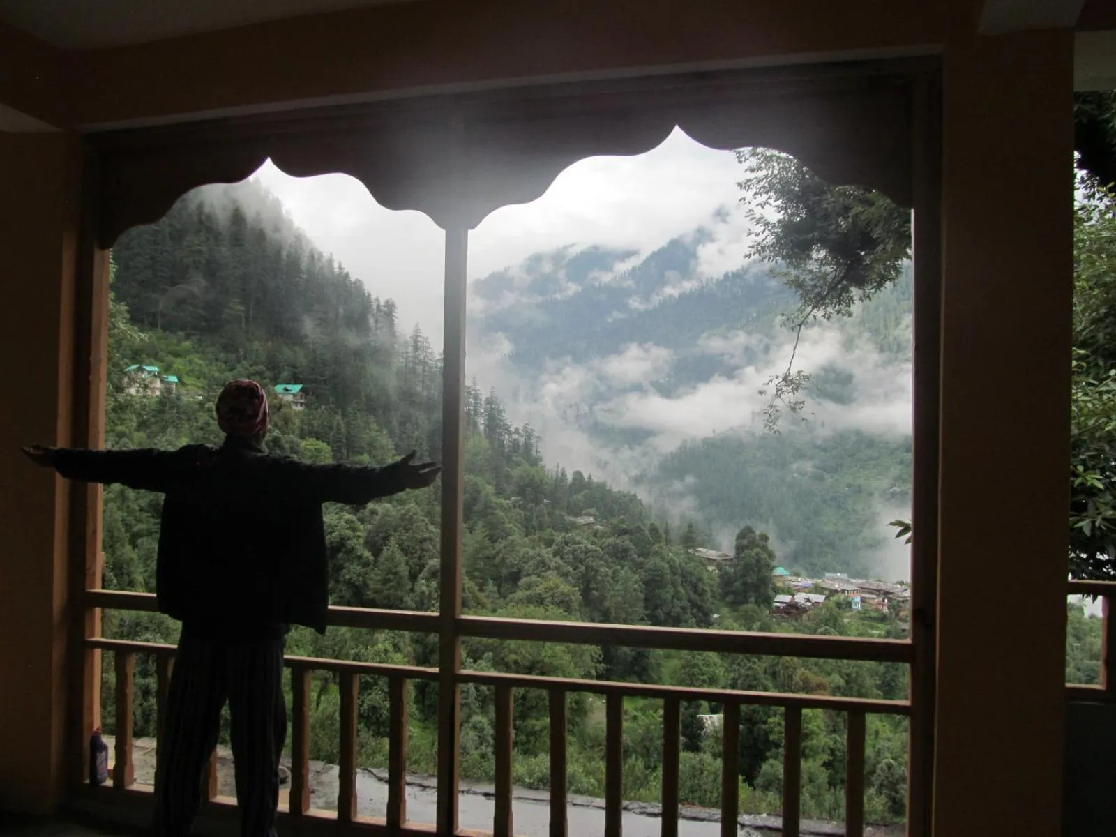 Balcony/Terrace in MOZO Inn&Cafe Jibhi