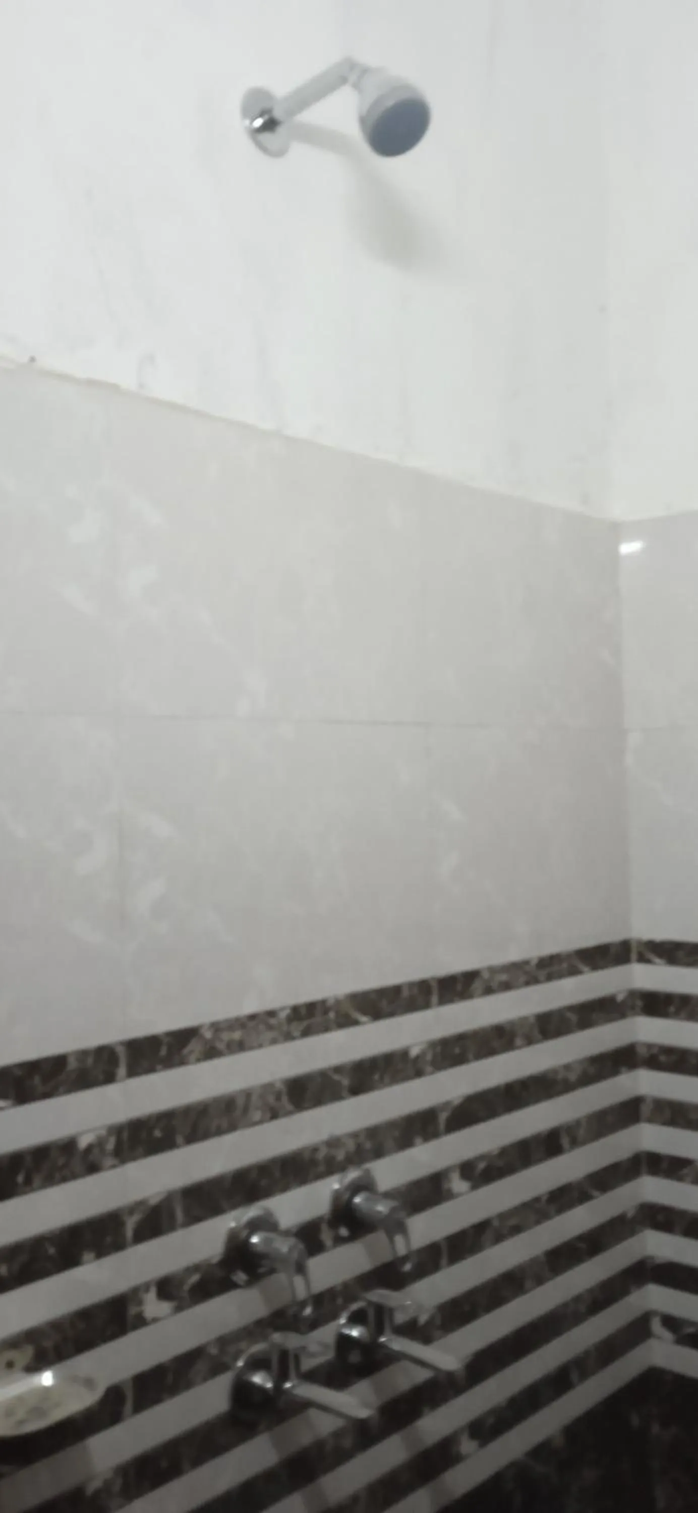 Bathroom in MOZO Inn&Cafe Jibhi