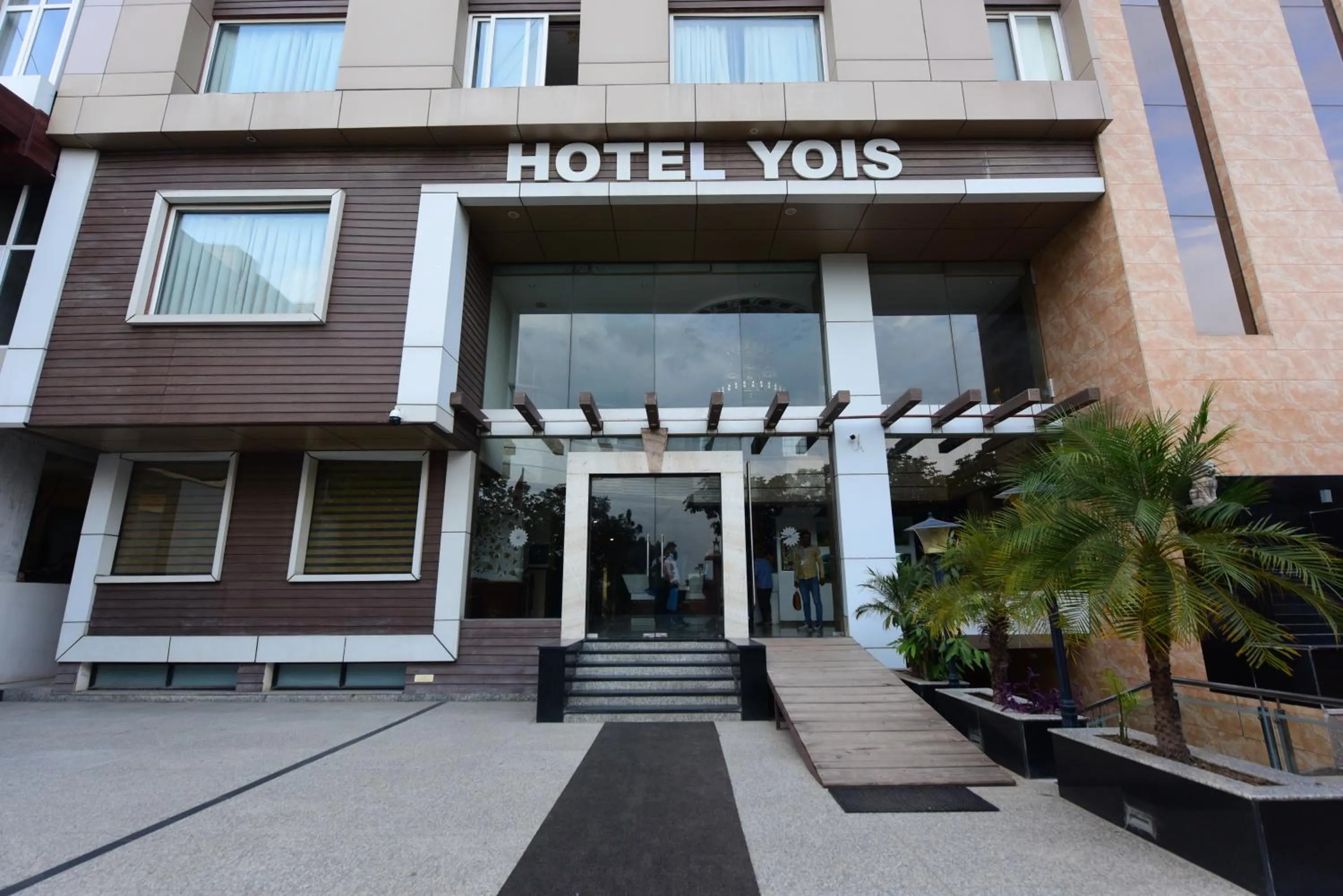 Property building in Hotel Yois