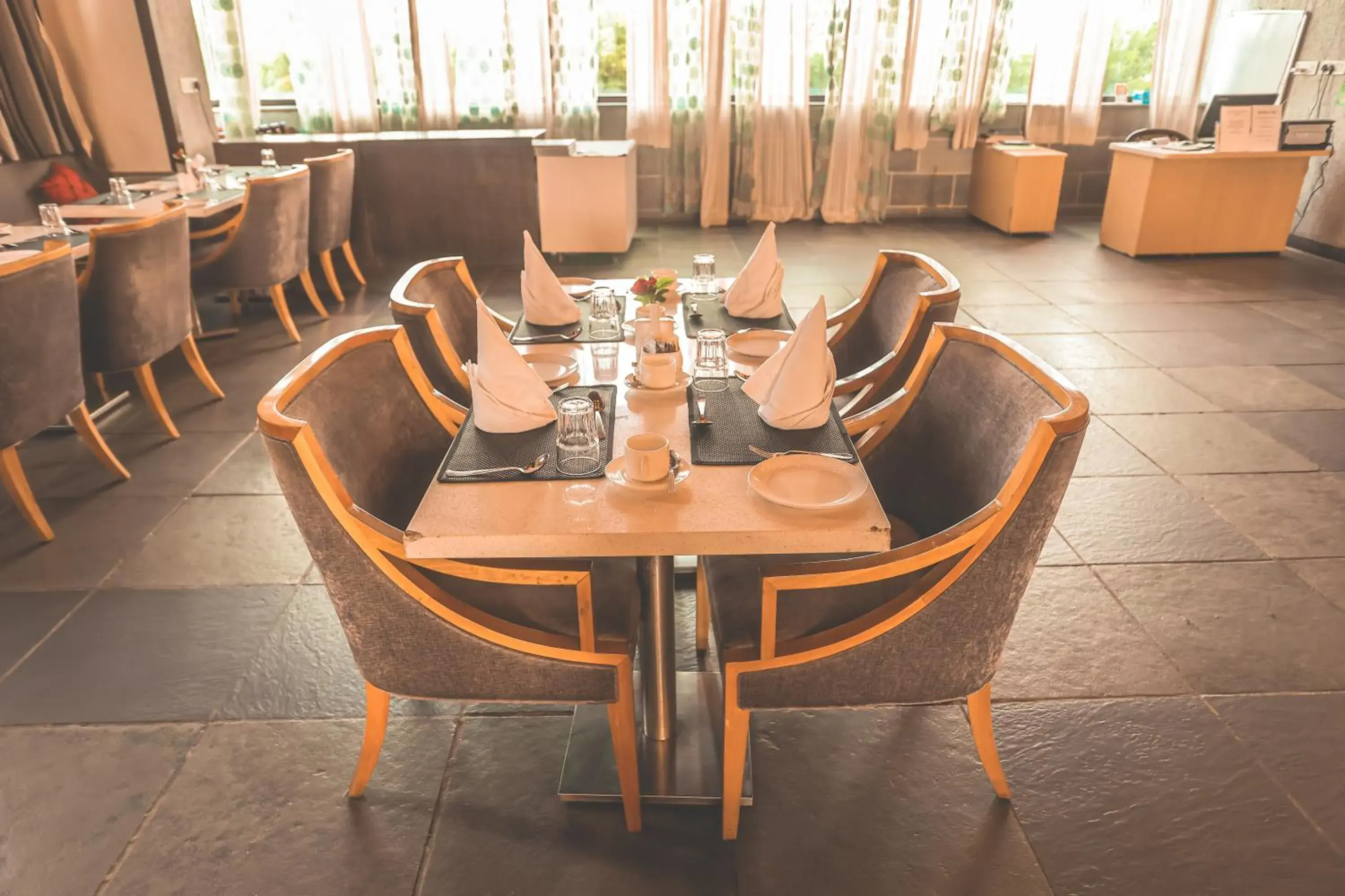 Restaurant/places to eat in Hotel Yois Restaurant/places to eat in Hotel Yois