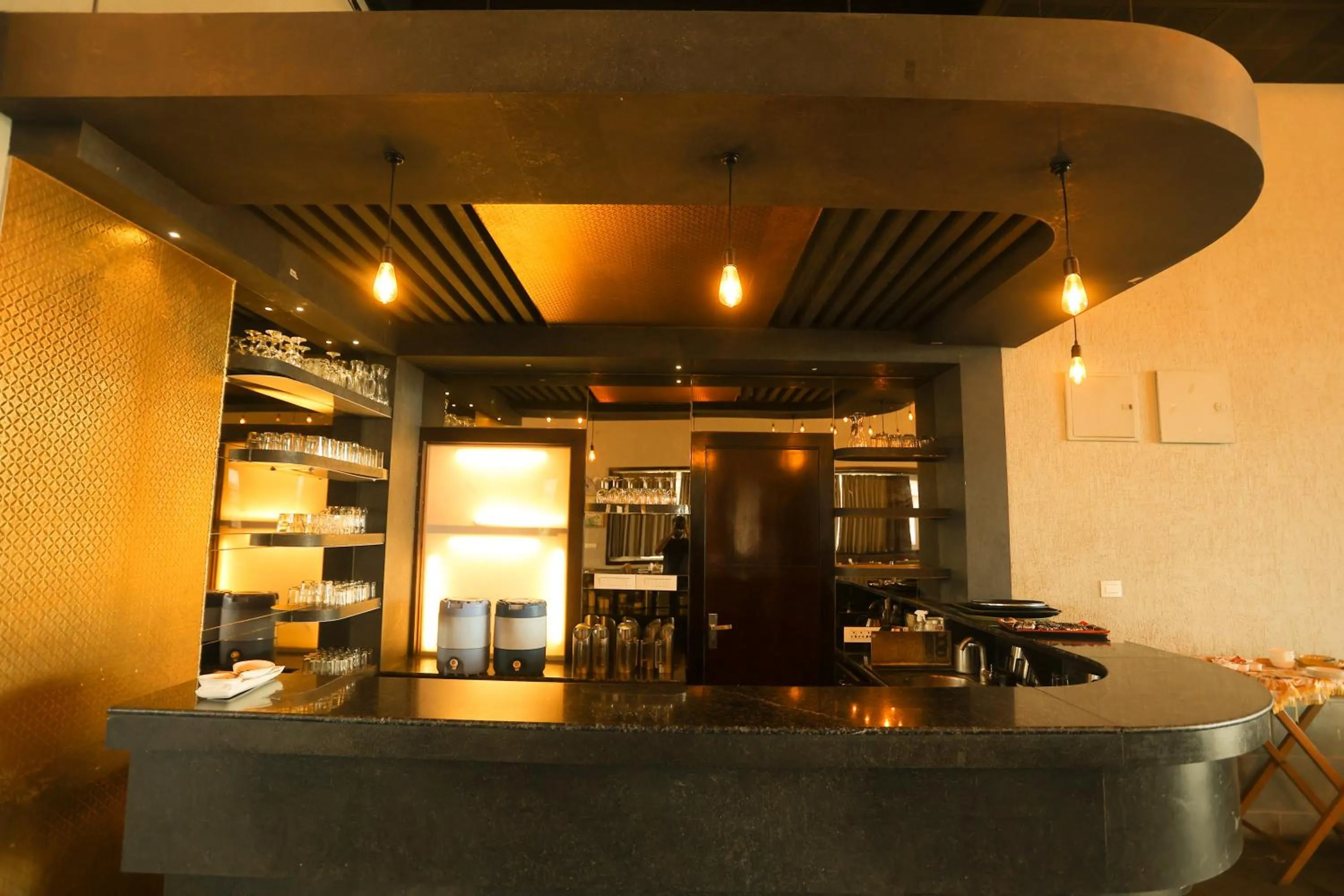 Lounge or bar in Hotel Yois