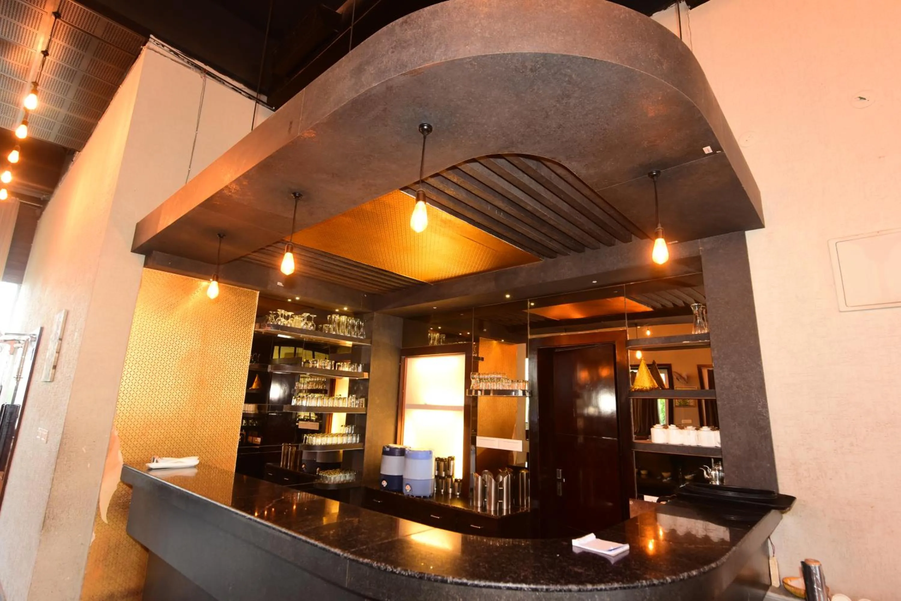 Lounge or bar in Hotel Yois