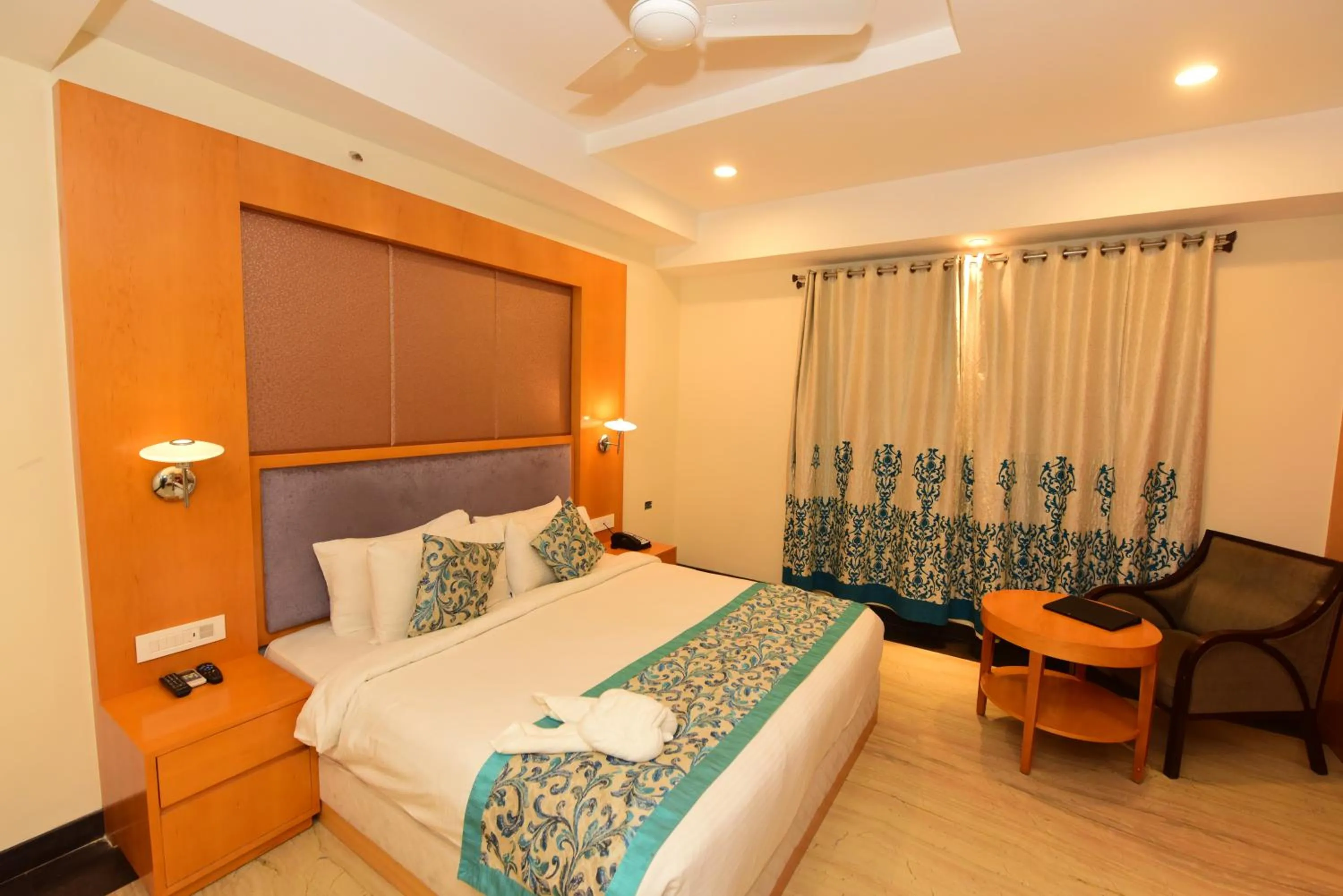 Photo of the whole room, Bed in Hotel Yois