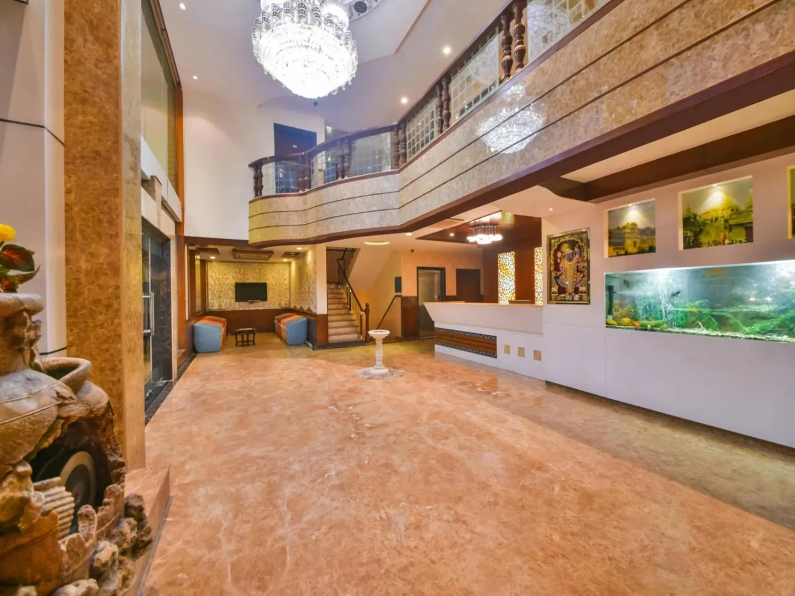 Property building in Hotel Yois