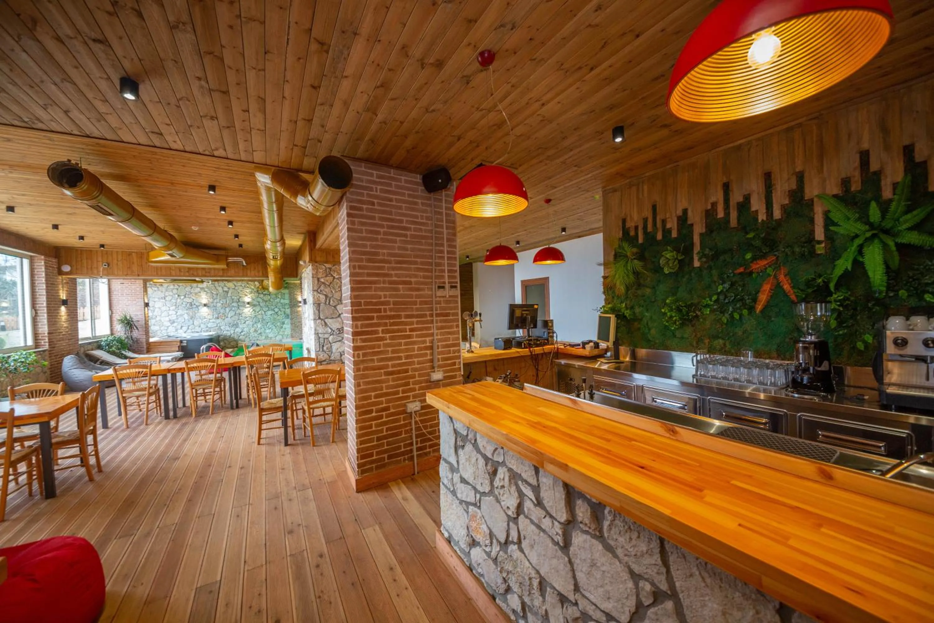 Lounge or bar in Aerial Hotel & Spa