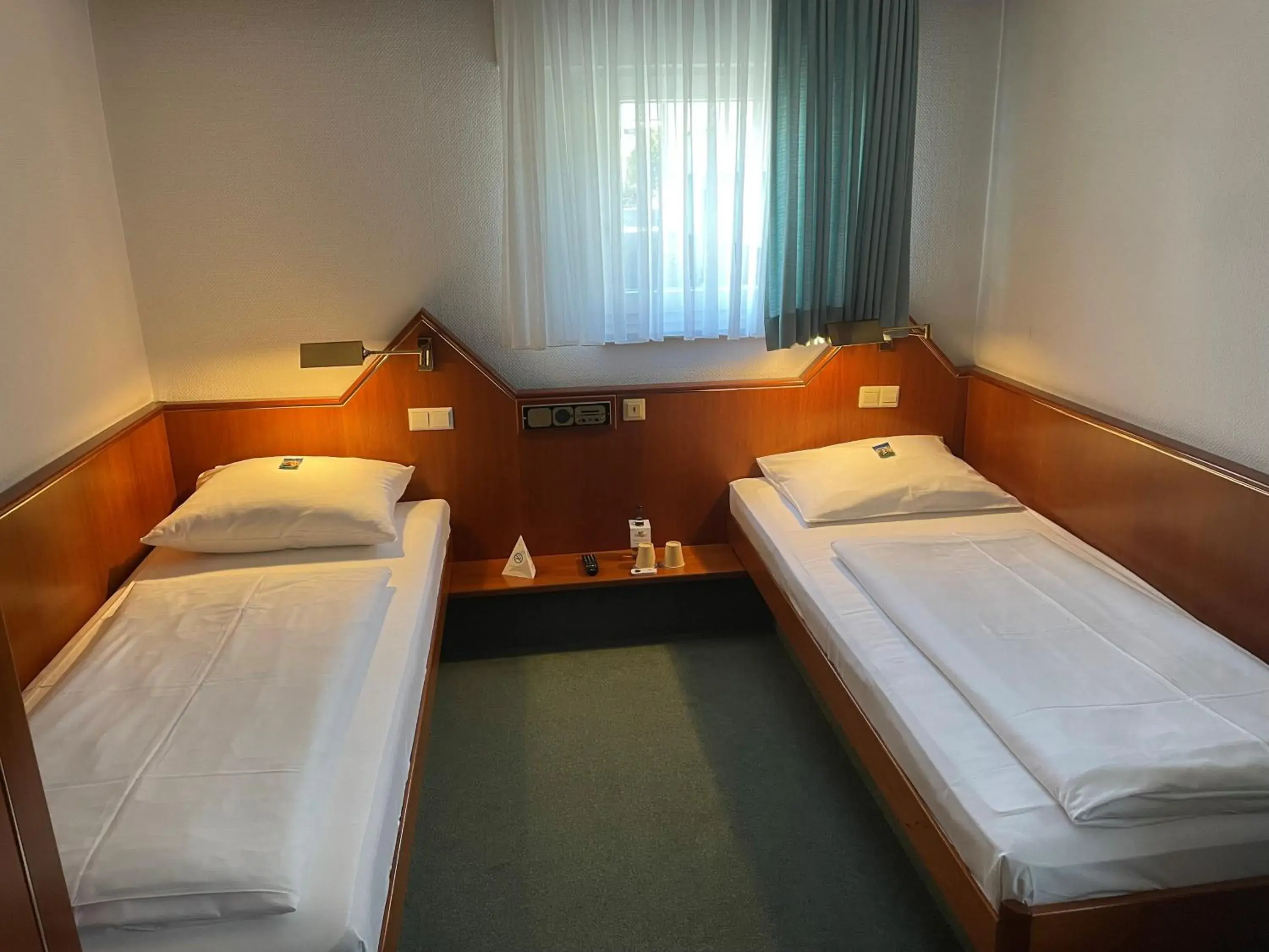 Budget Twin Room - single occupancy in Haus Im Garten Budget Twin Room - single occupancy in Haus Im Garten