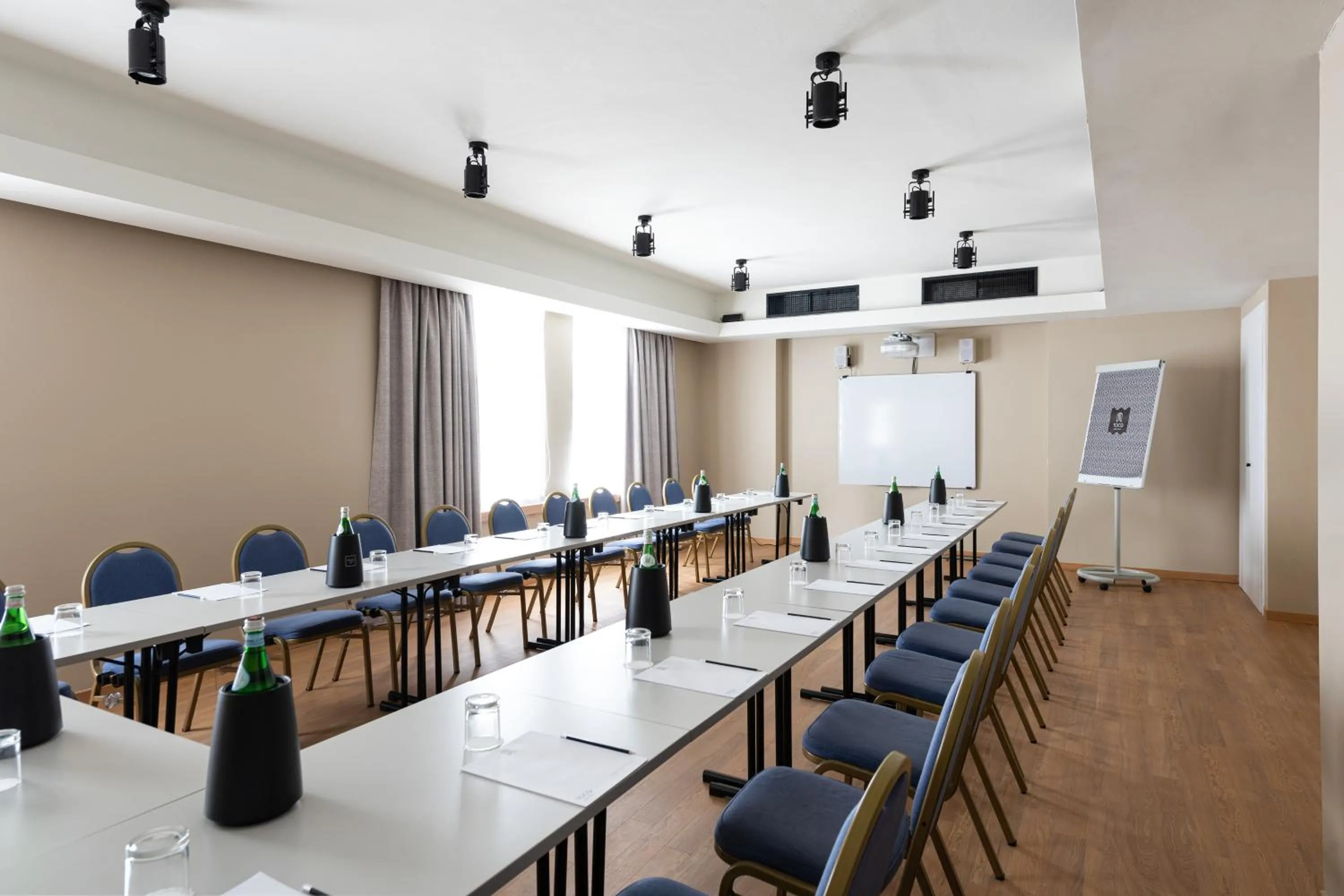 Meeting/conference room in Hotel Tocq