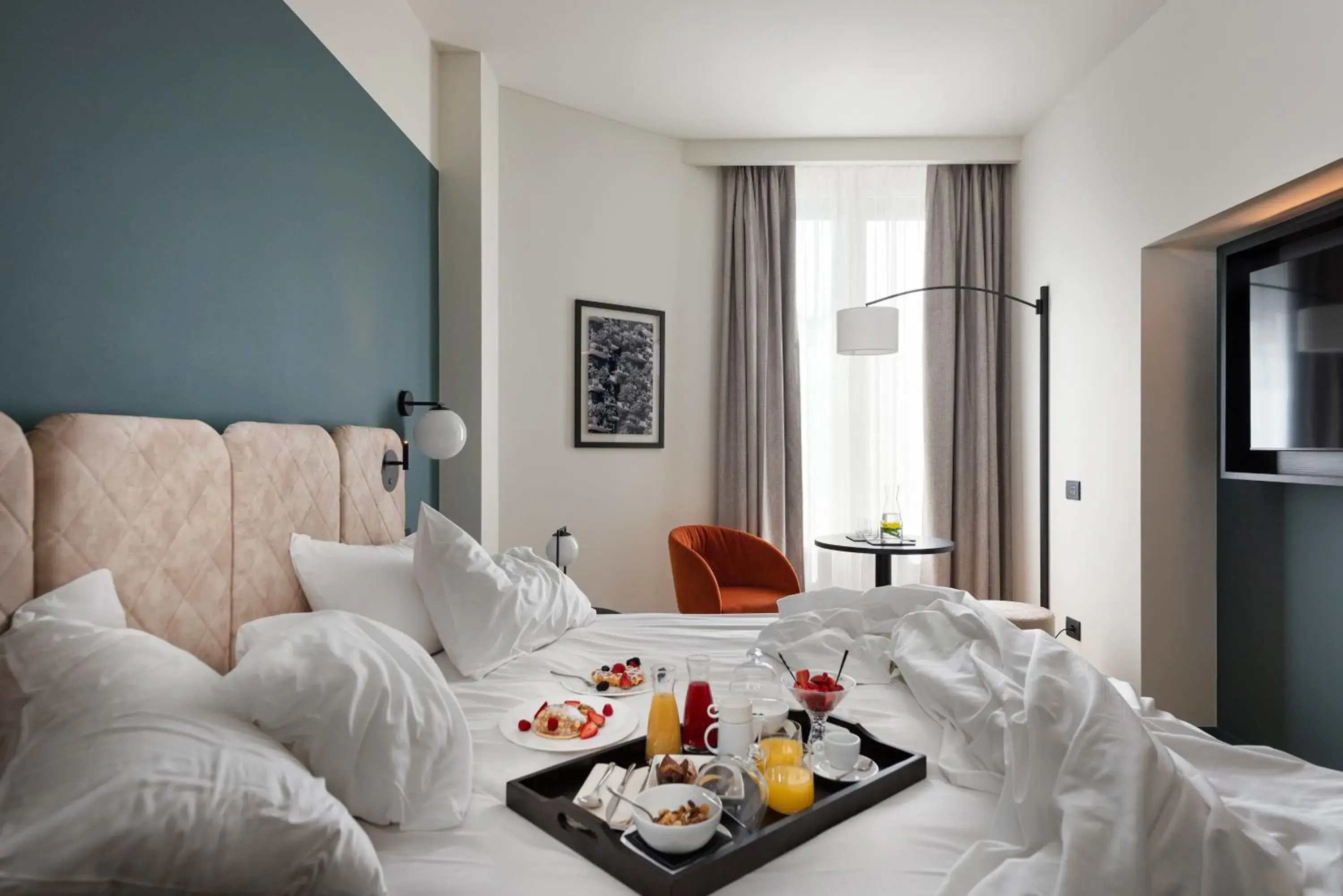 Photo of the whole room, Bed in Hotel Tocq Photo of the whole room, Bed in Hotel Tocq