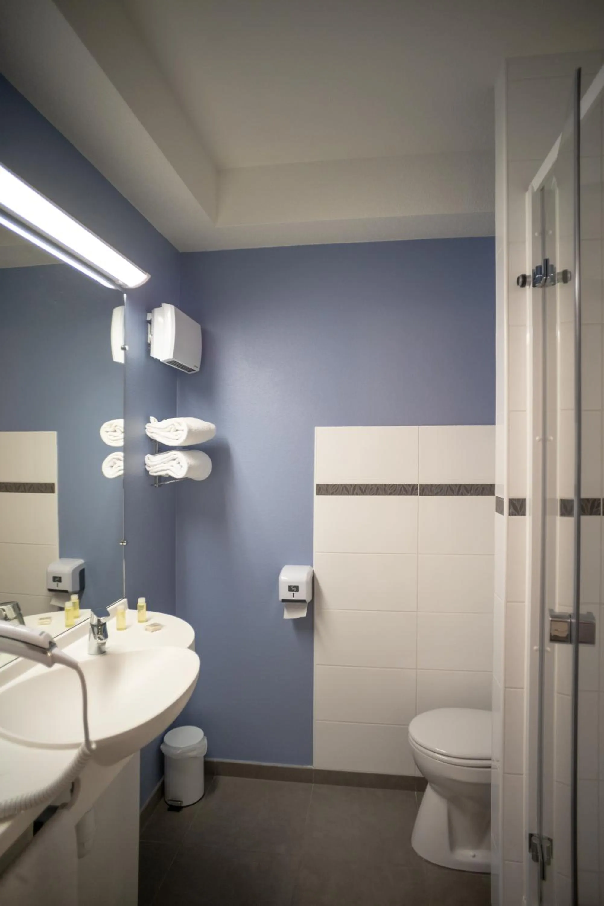 Bathroom in ACE Hôtel Thionville - Porte du Luxembourg