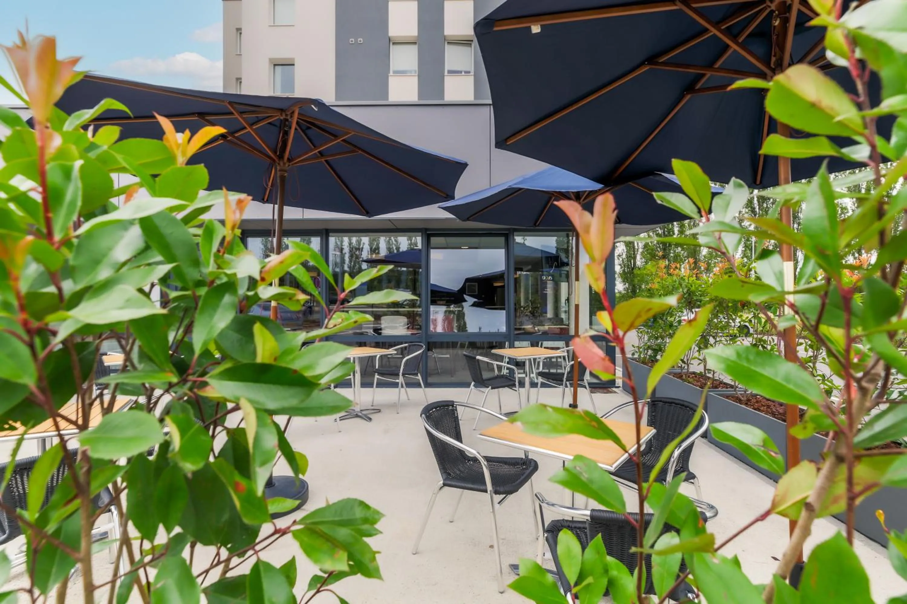 Patio in ACE Hôtel Thionville - Porte du Luxembourg