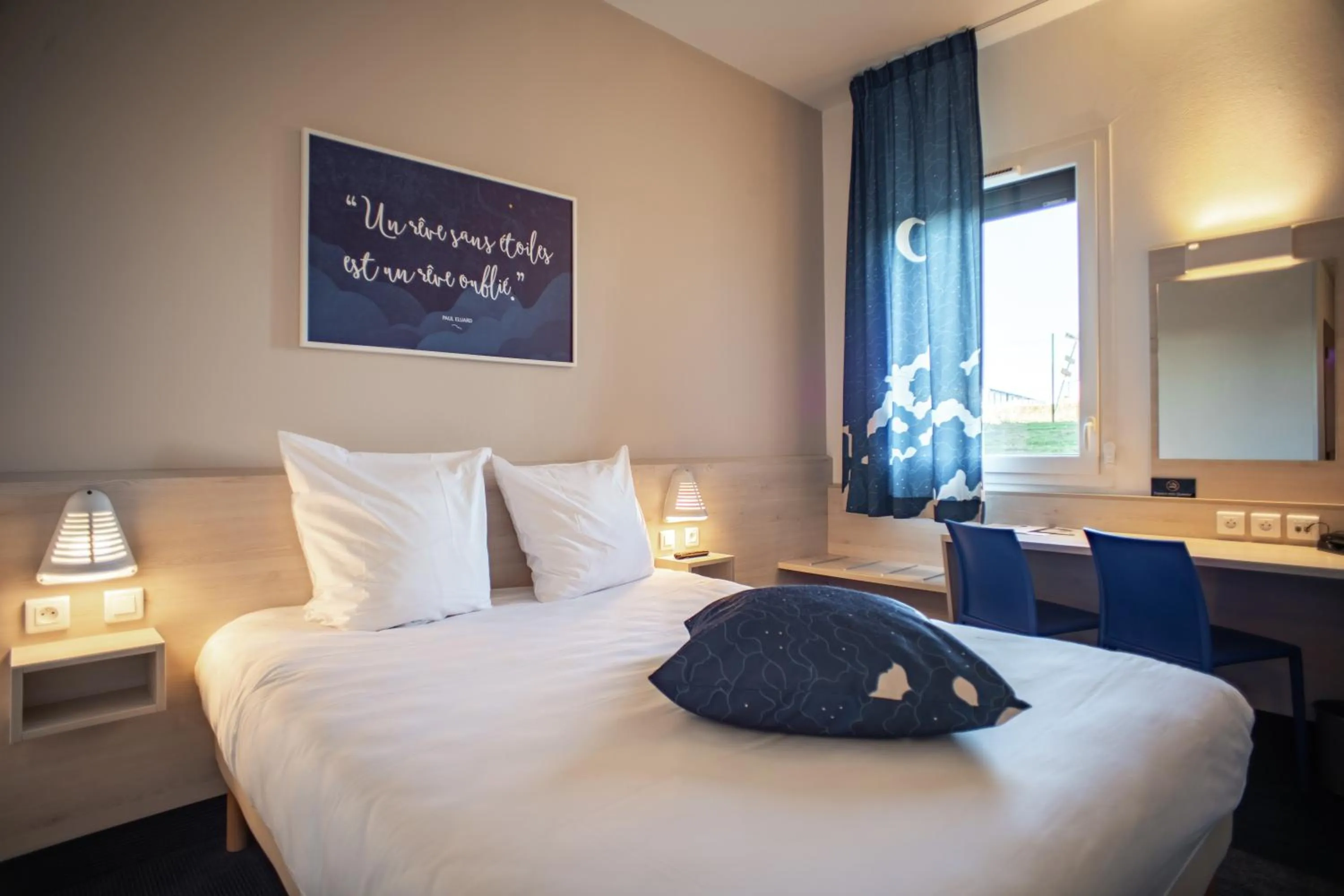 Bed in ACE Hôtel Thionville - Porte du Luxembourg