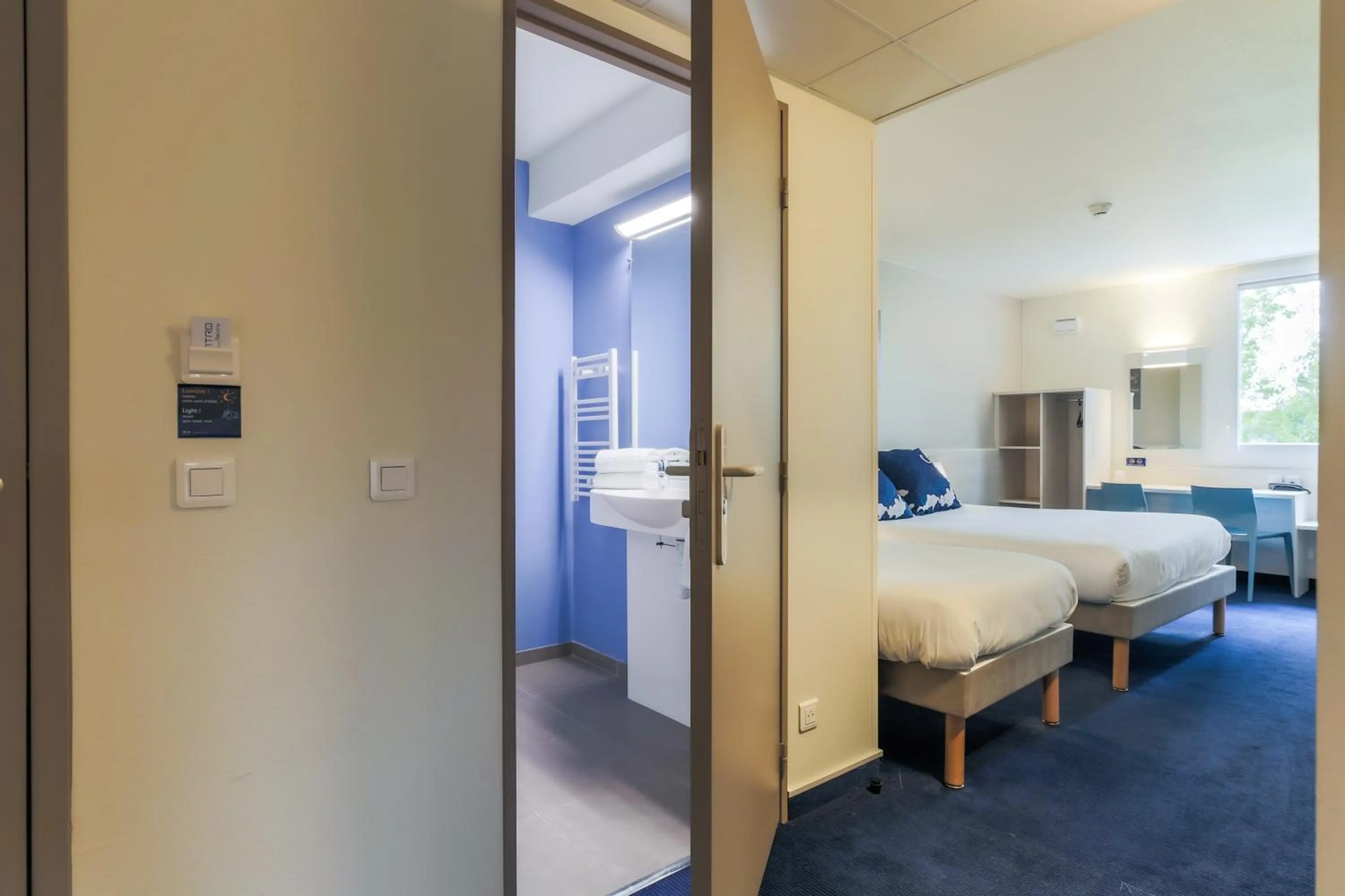 Bedroom, Bed in ACE Hôtel Thionville - Porte du Luxembourg